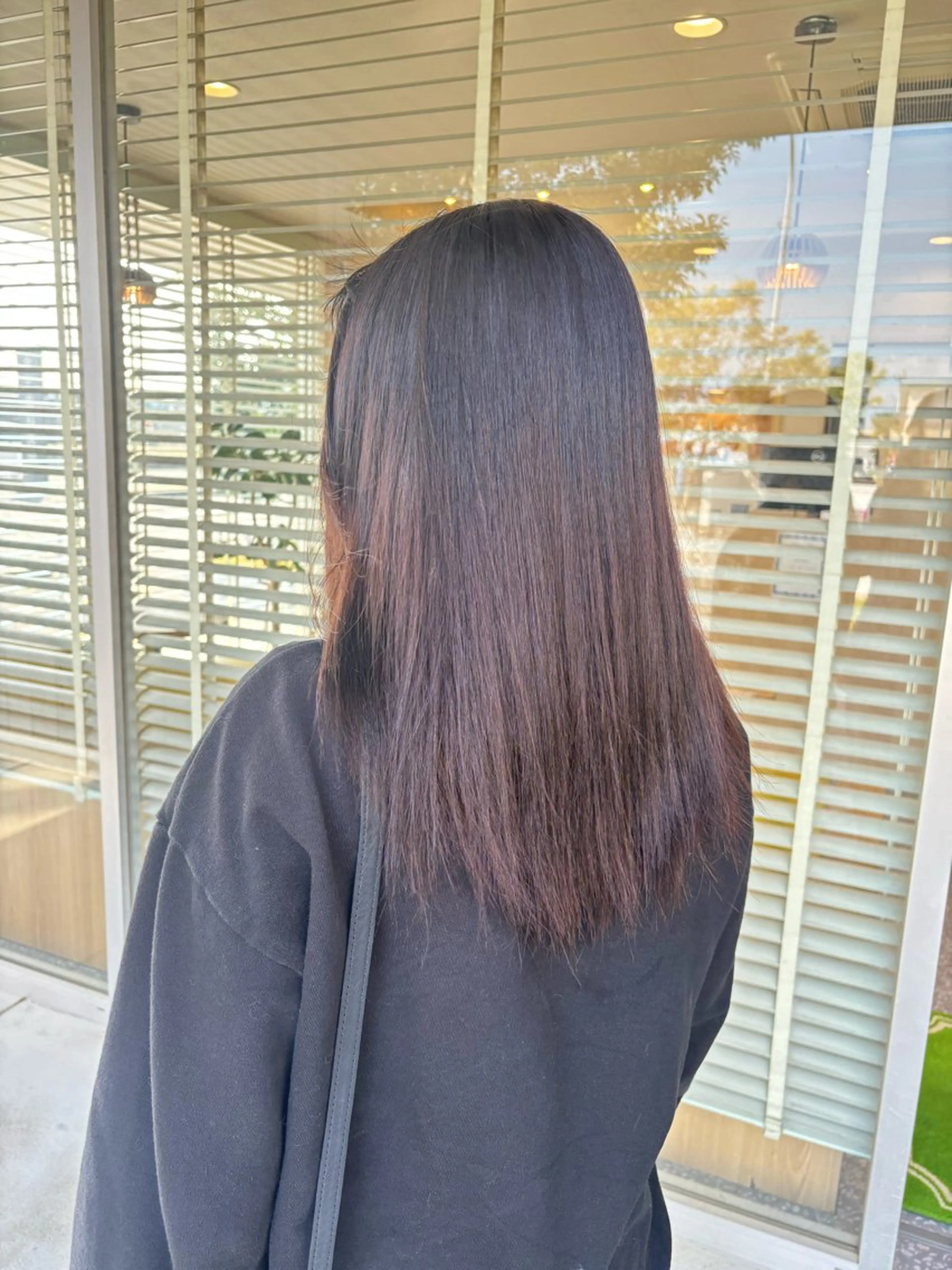セミロング 縮毛矯正 縮毛矯正 トリートメント 🎧透明感カラー /髪質改善のヘアスタイル