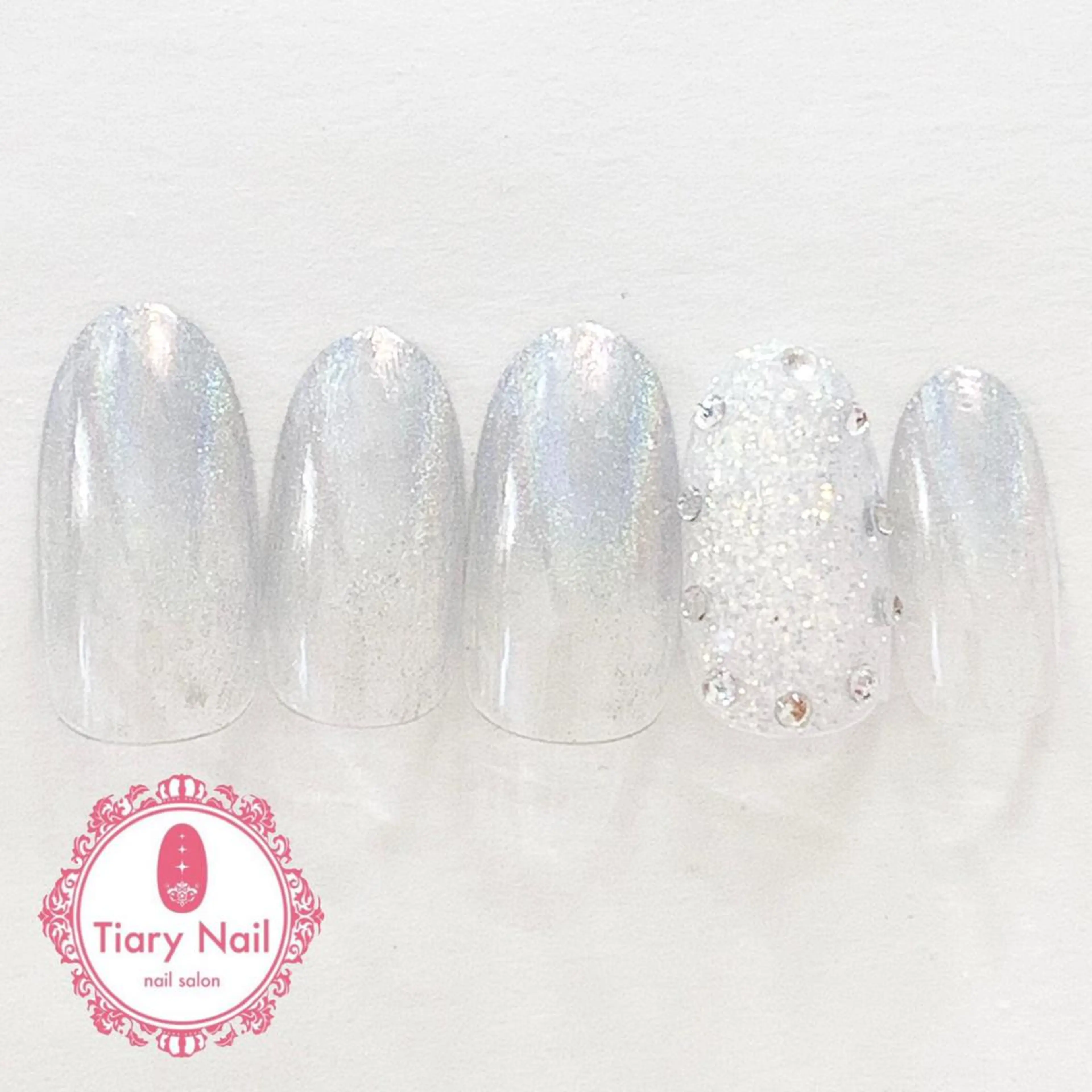 ネイル tiarynail K K🐼のネイルデザイン