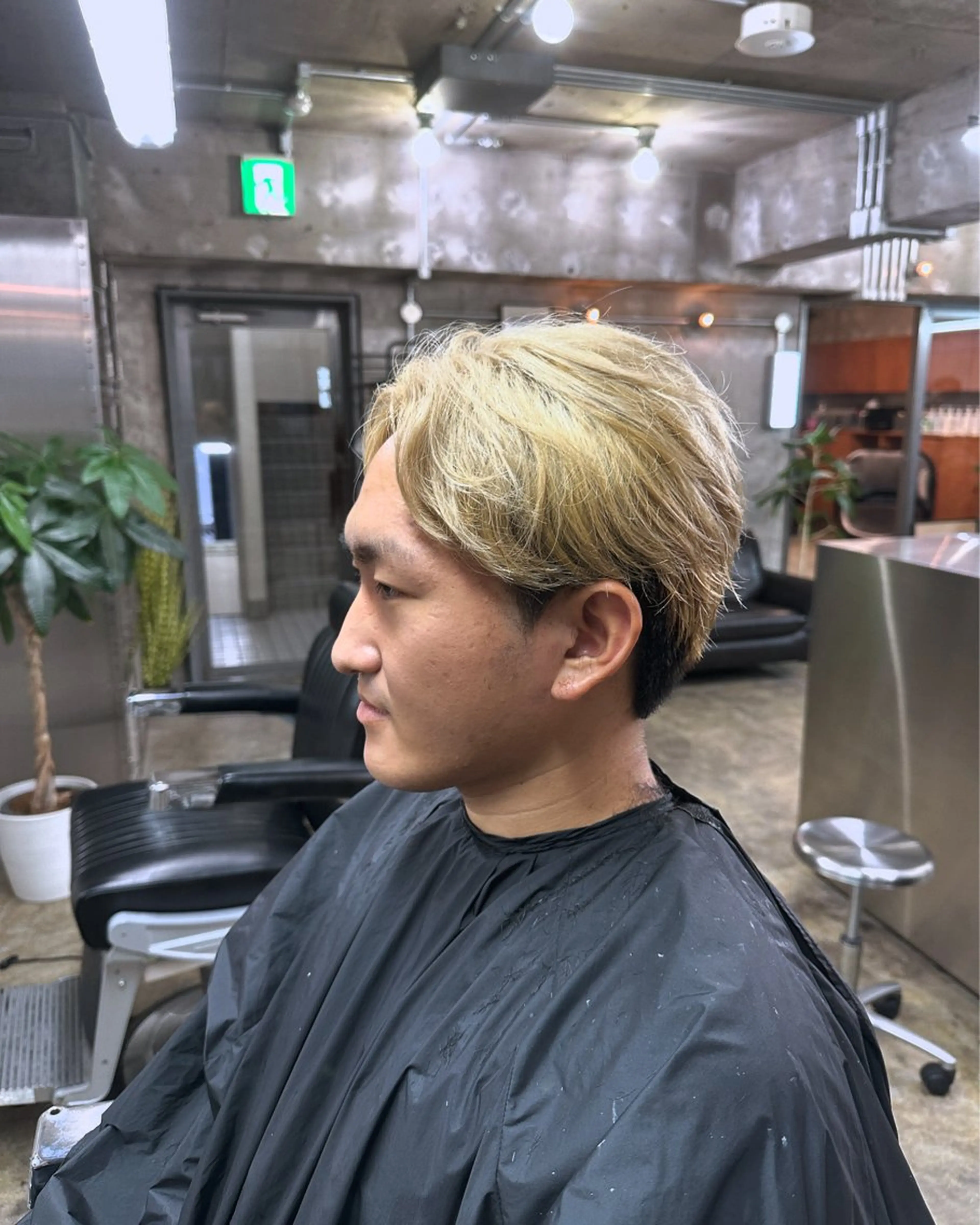 カラー メンズ ヘアカラー 縮毛矯正 松田 潤平／メンズ特化のヘアスタイル