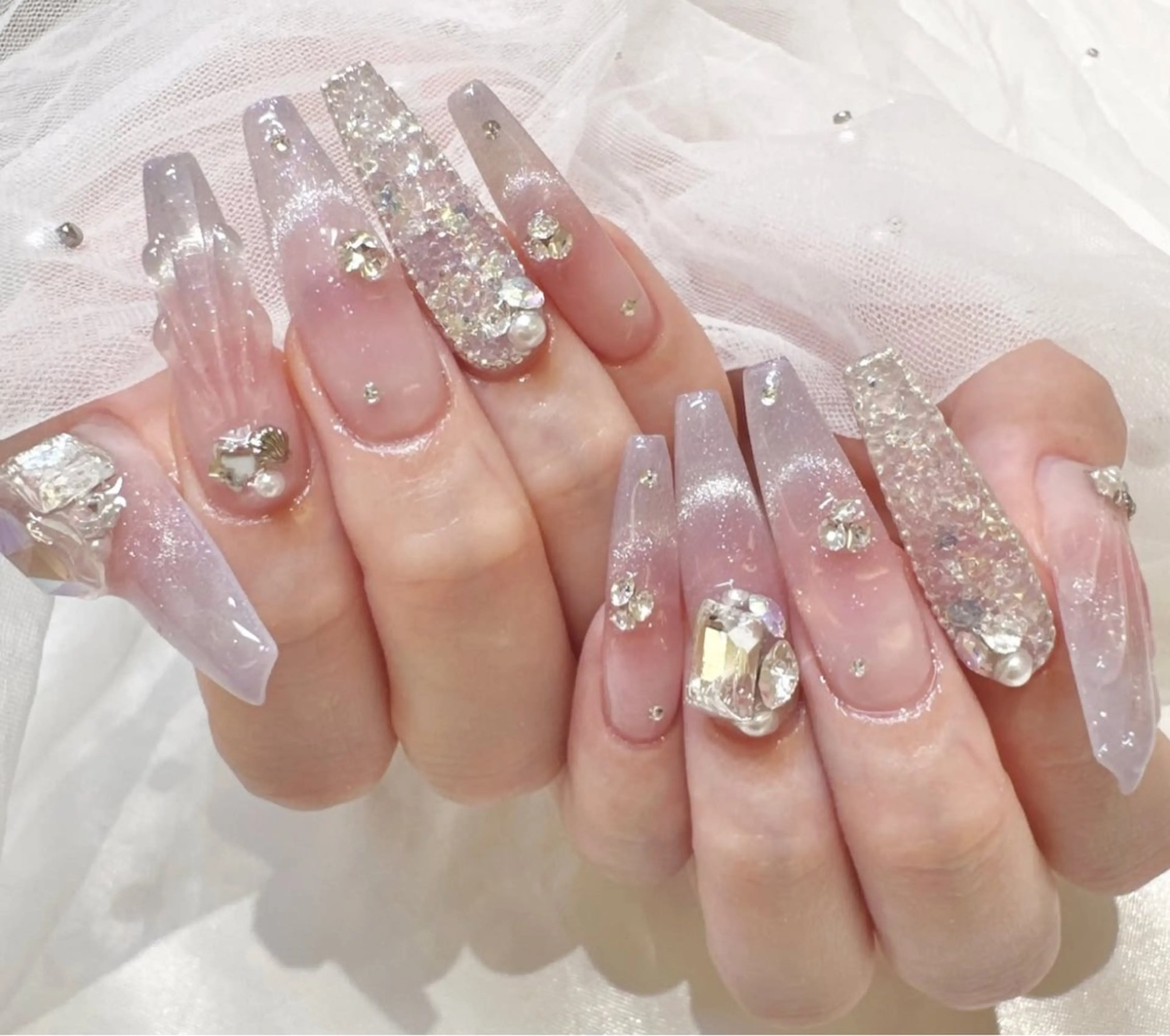 ネイル アートネイル フラワーネイル フレンチネイル ジェルネイル グラデーション ハンドネイル Ryu Nail NekoChanのネイルデザイン