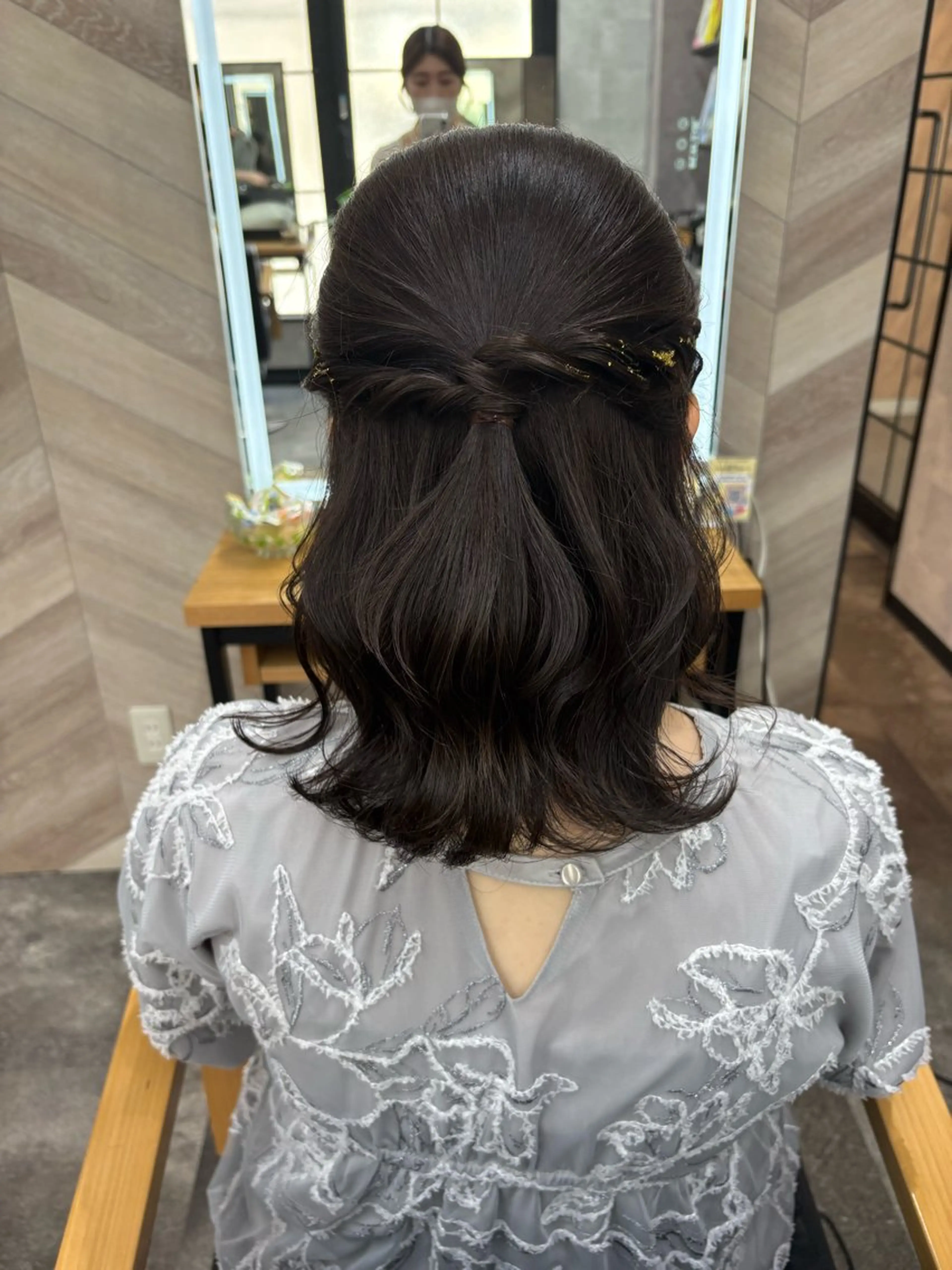 ミディアム ヘアアレンジ ハーフアップ ヘアセット SHANTi 飯塚 ヘアセット/髪質改善のヘアスタイル