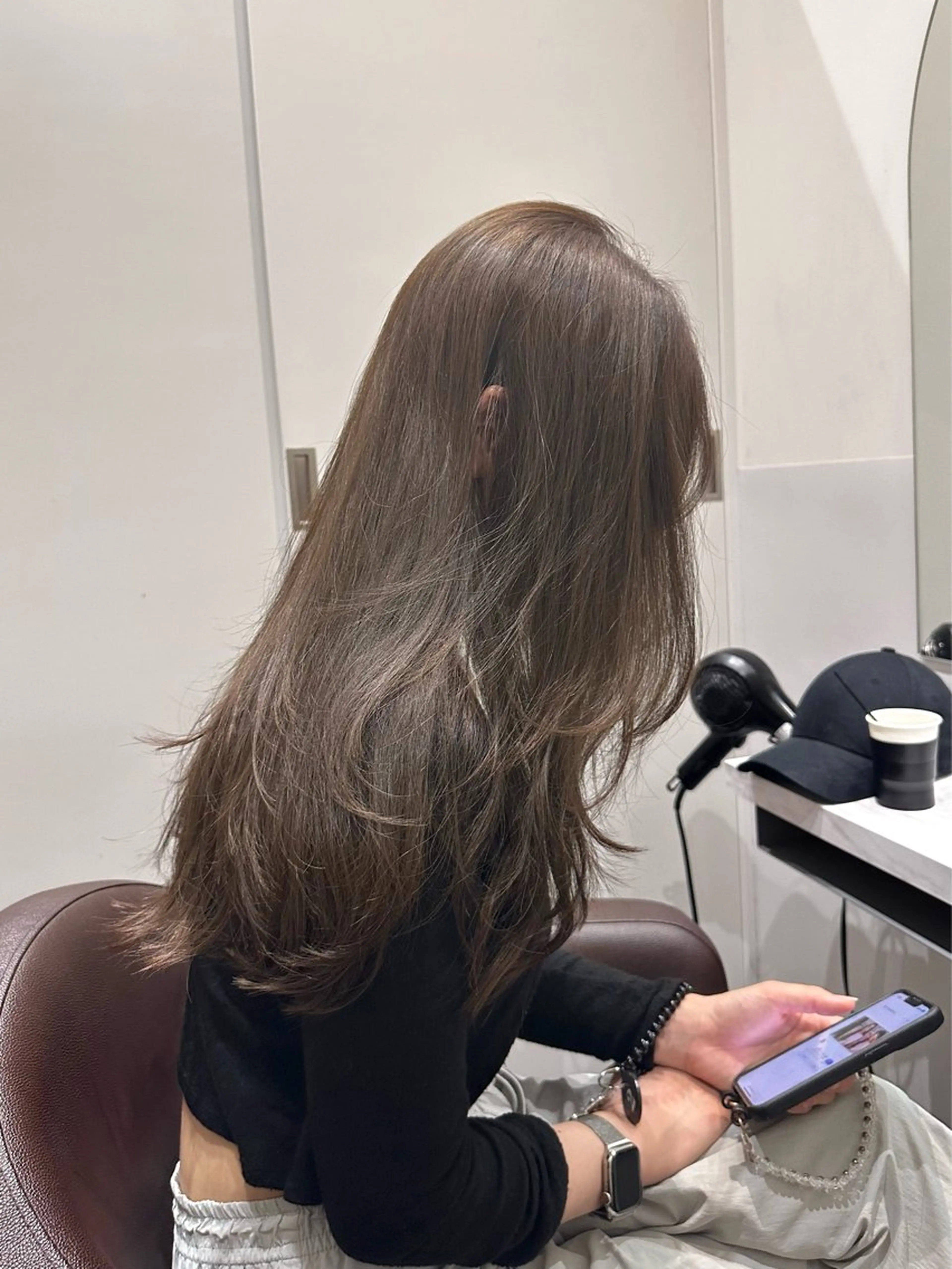 ロング カラー ベージュカラー ブリーチ ブリーチなしカラー カット ヘアカラー トリートメント 矢野 晃平のヘアスタイル