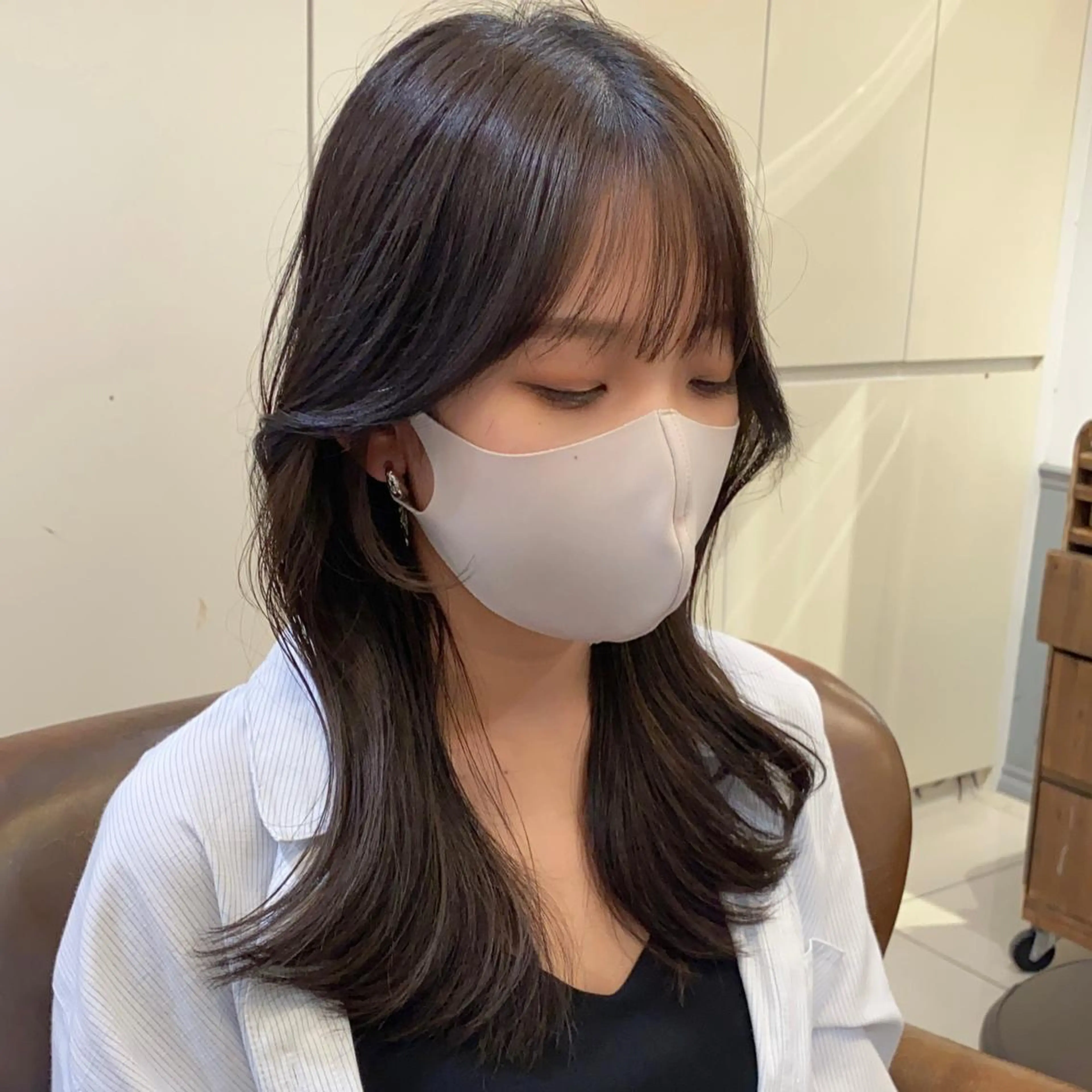 セミロング カラー 透明感カラー くびれヘア エギョモリ ヨシンモリ 韓国風ヘア 横浜/レイヤーカット /韓国ヘア/佐藤記正のヘアスタイル