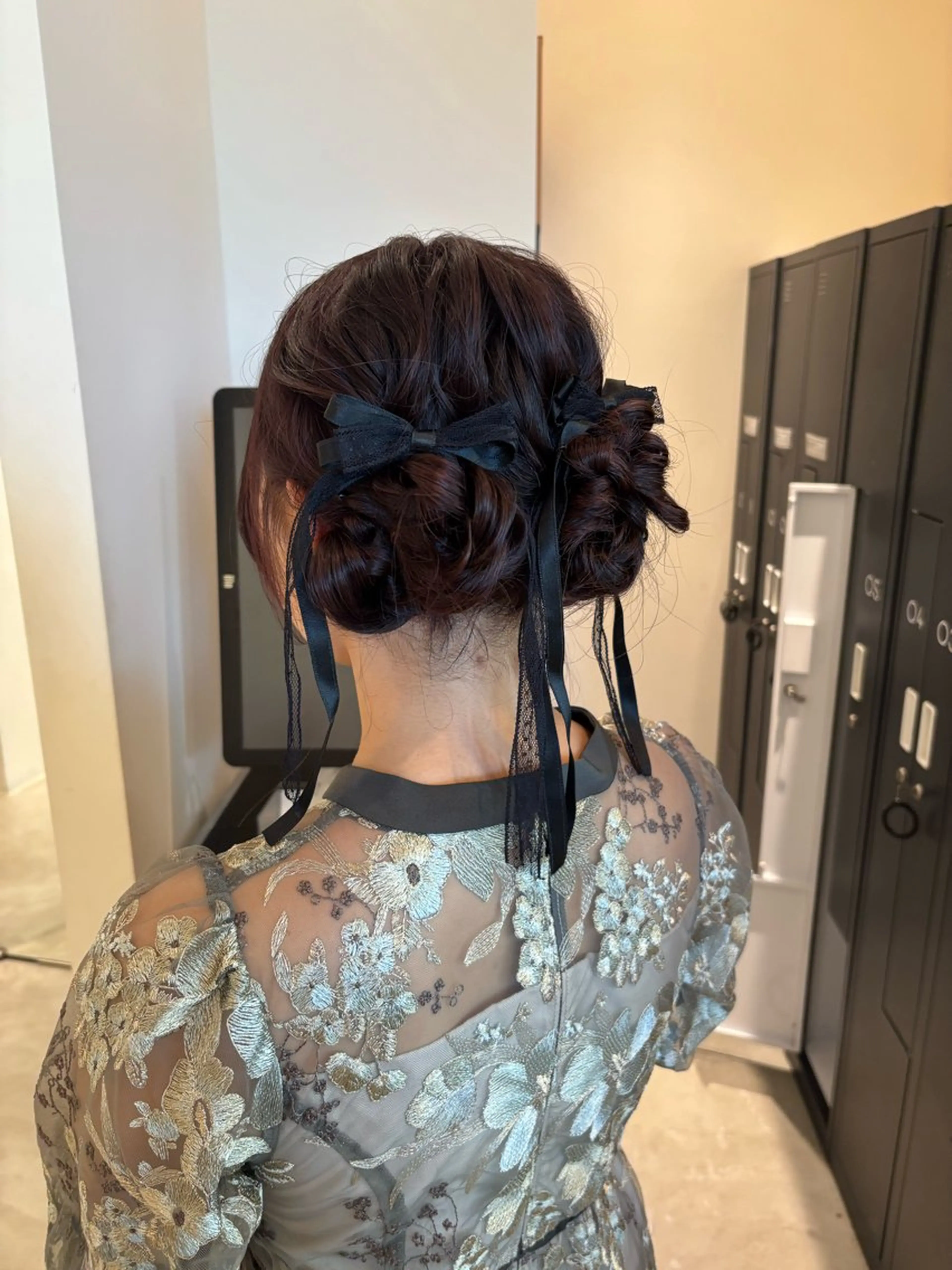 ミディアム ヘアセット 𝐚𝐲𝐚𝐧𝐞 /美髪/縮毛矯正のヘアスタイル