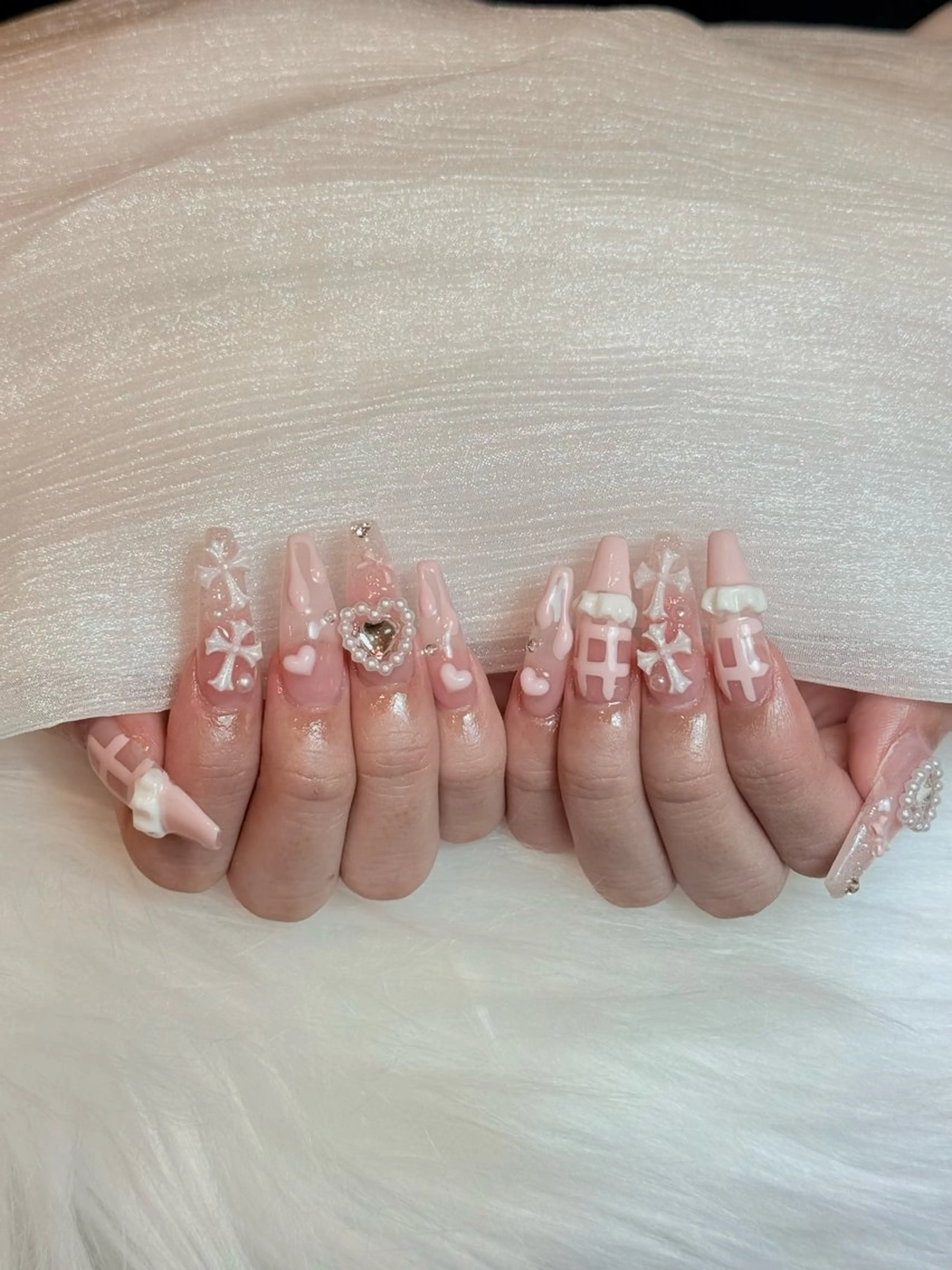 ネイル 韓国ネイル ニュアンスネイル シンプルネイル 春ネイル バレンタイン Nihonthy Nail 新宿のネイルデザイン