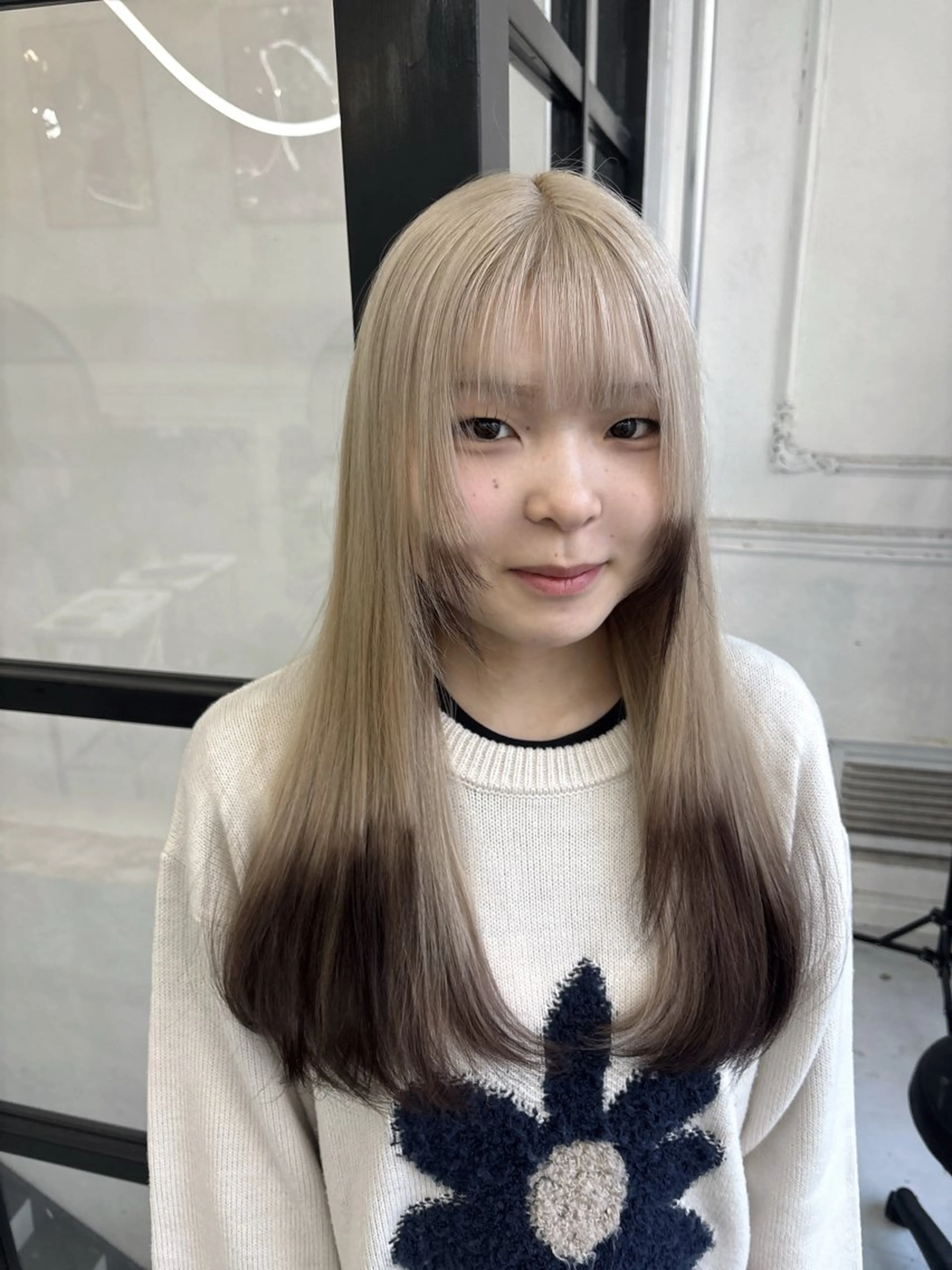 ロング ヘアカラー MaisonHALU さくらのヘアスタイル