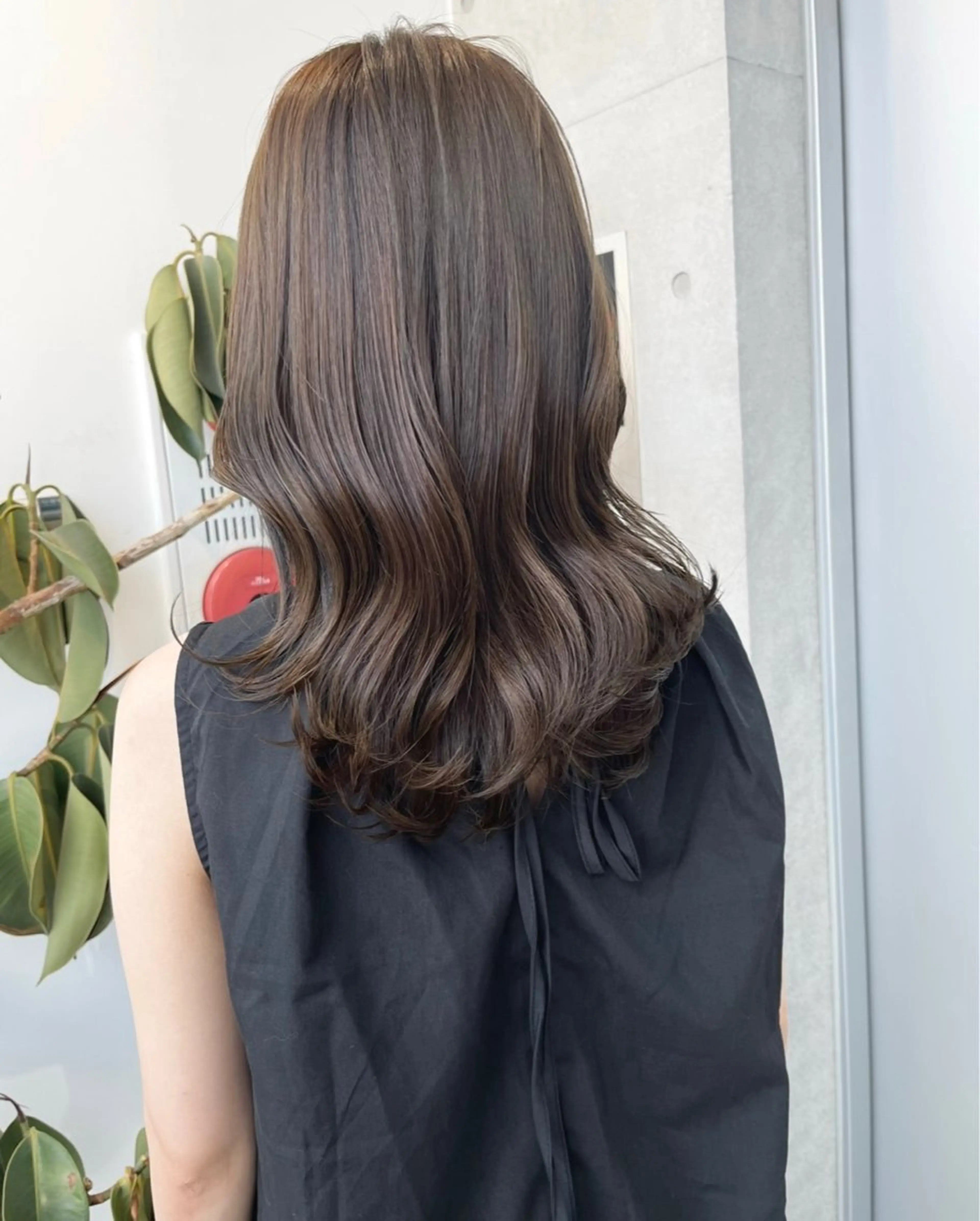 セミロング カラー パーマ ヘアアレンジ 透明感/オリーブ/ グレージュ/YUKAのヘアスタイル