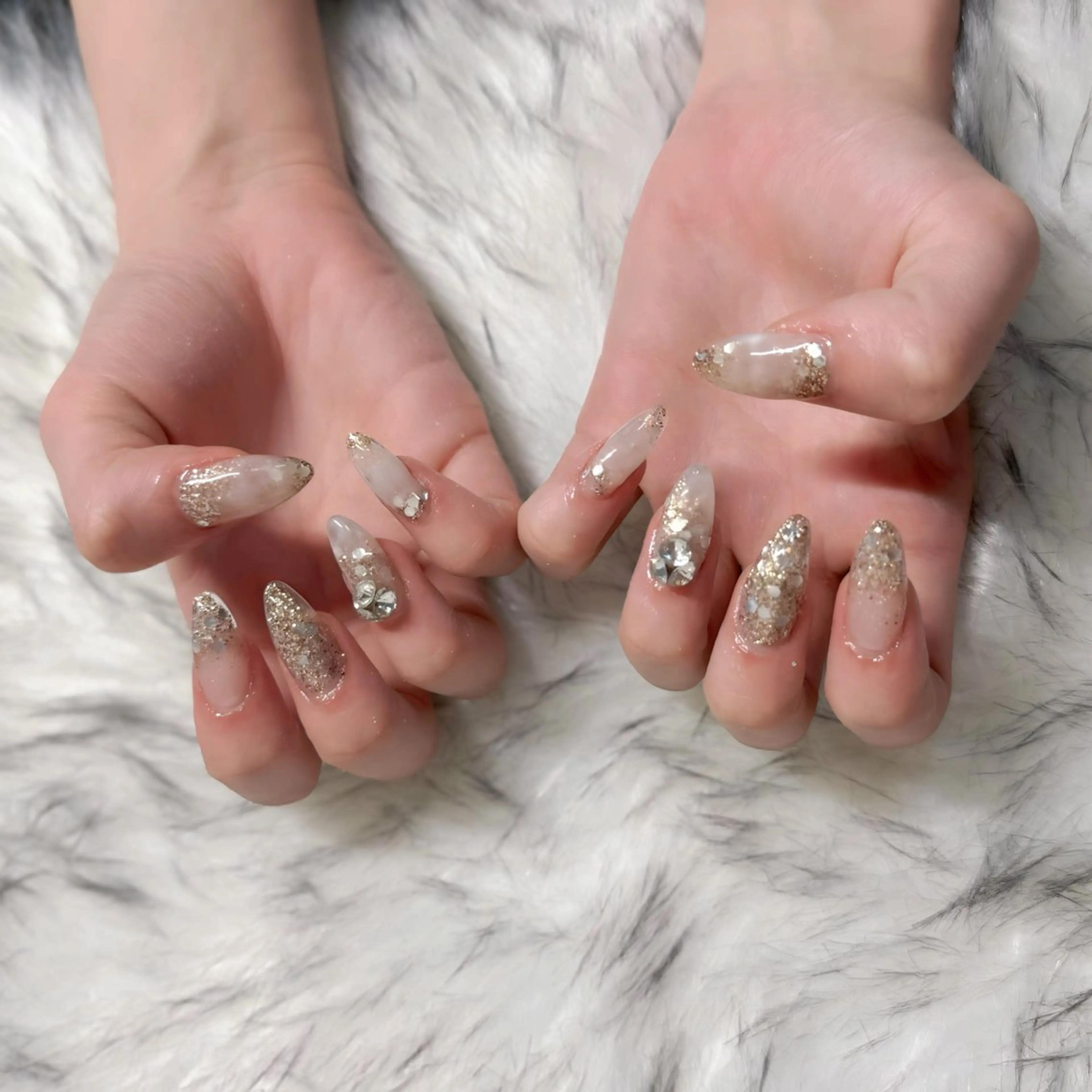 ロング ハンドネイル mao .のネイルデザイン