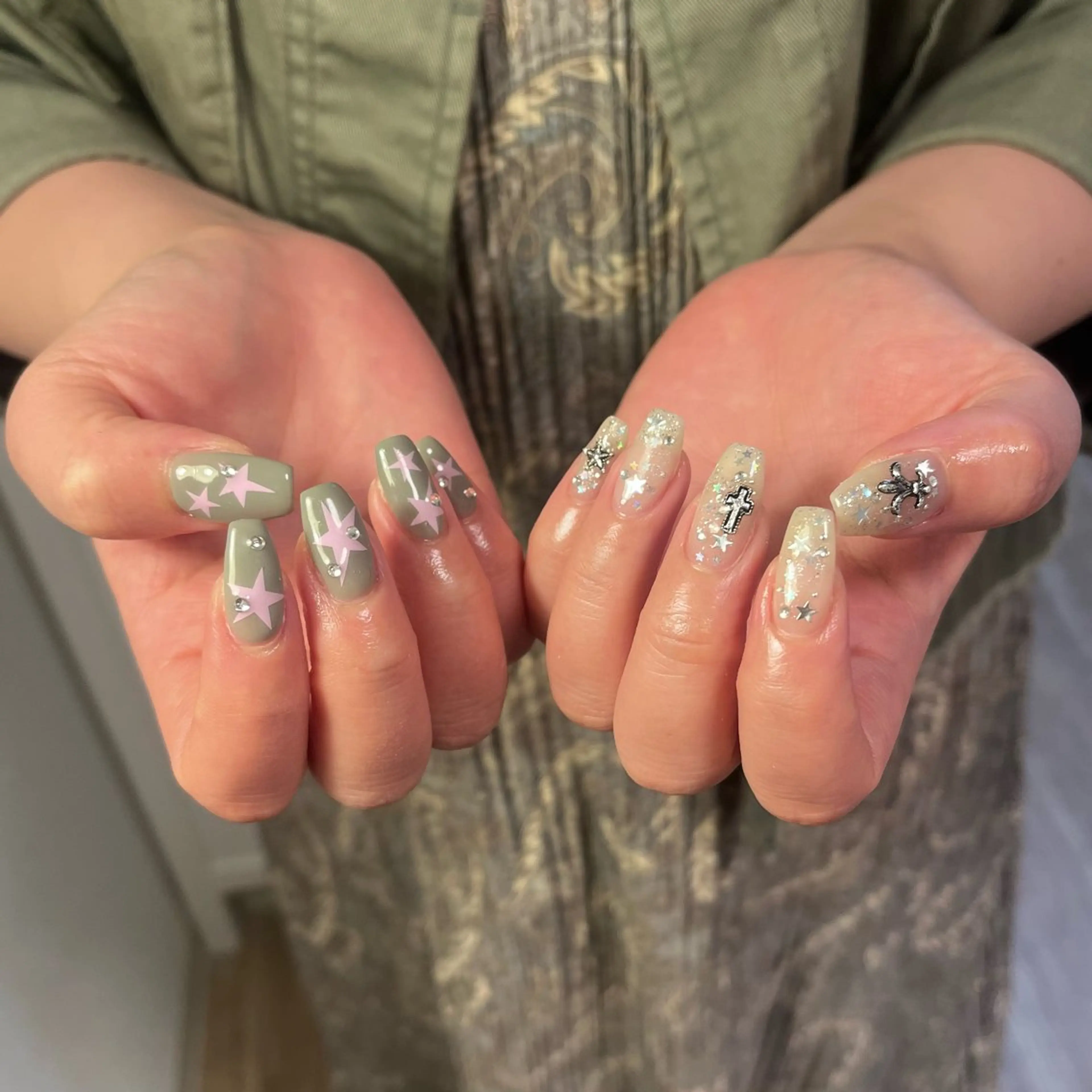 ネイル ハンドネイル フットネイル neroria nailのネイルデザイン