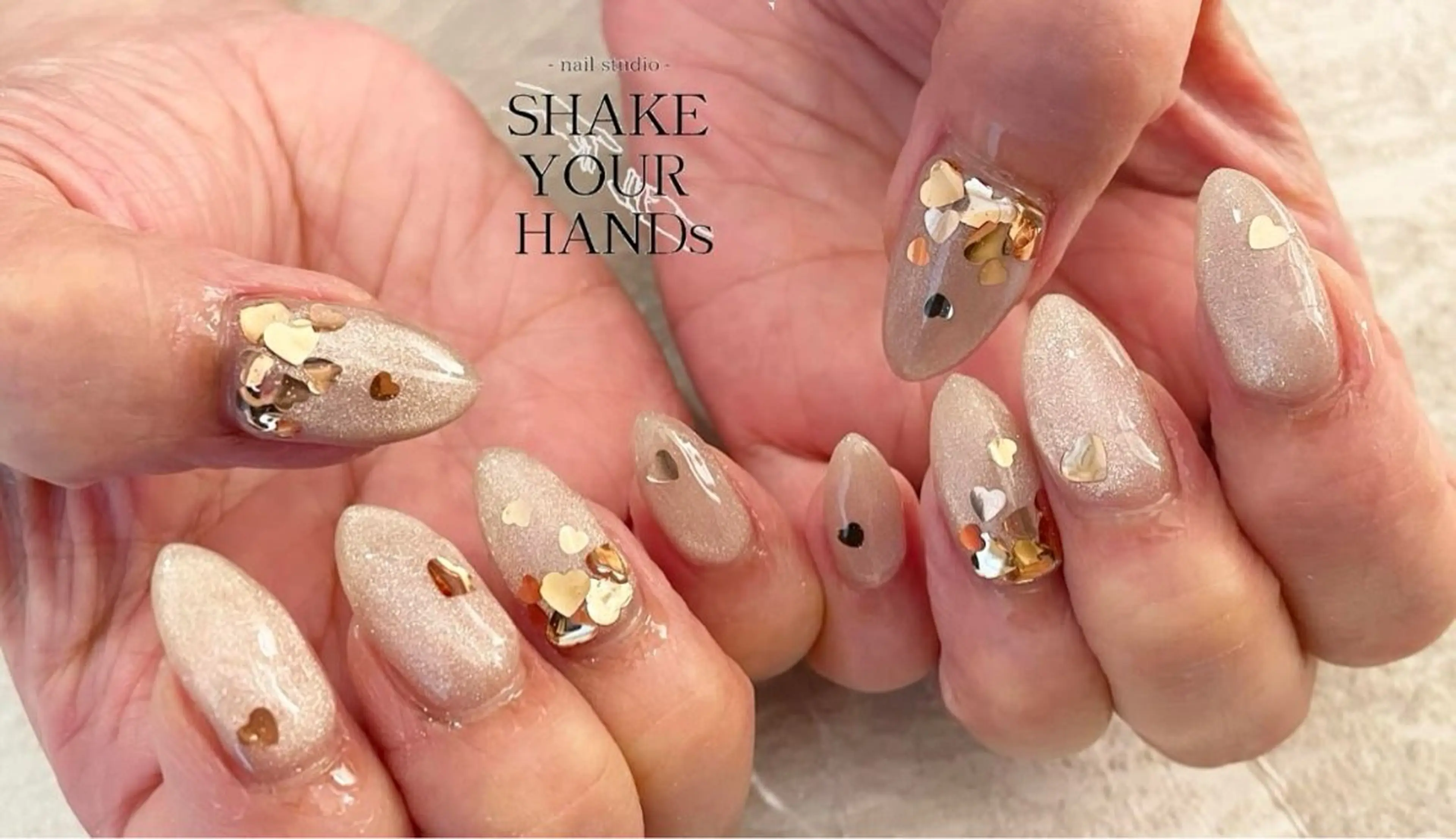 ネイル ネイルスタジオ シェイクユアハンズのネイルデザイン