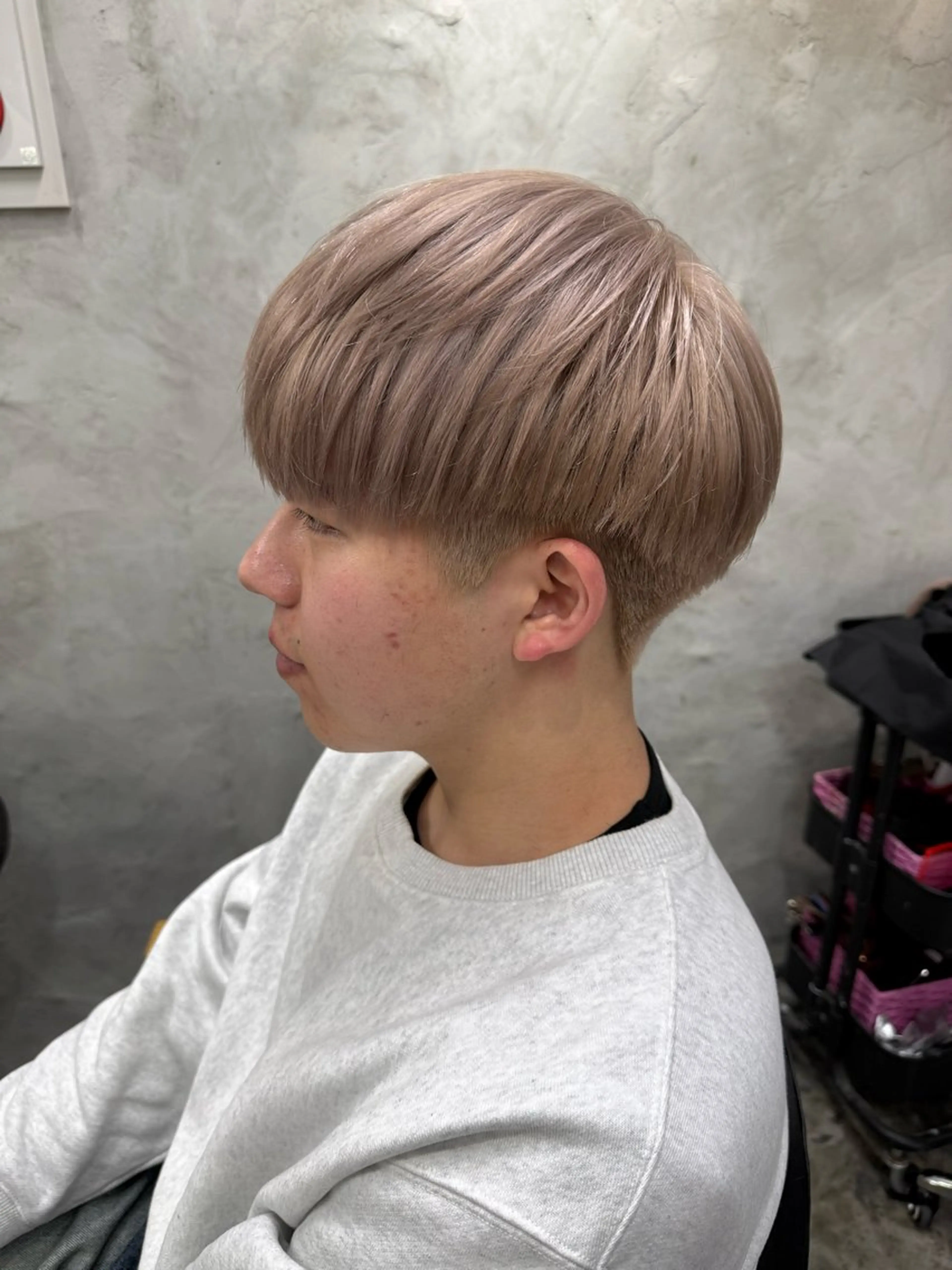 カラー メンズ カット ヘアカラー トリートメント ハイトーン/ブリーチ MAYURI🌺横浜のヘアスタイル