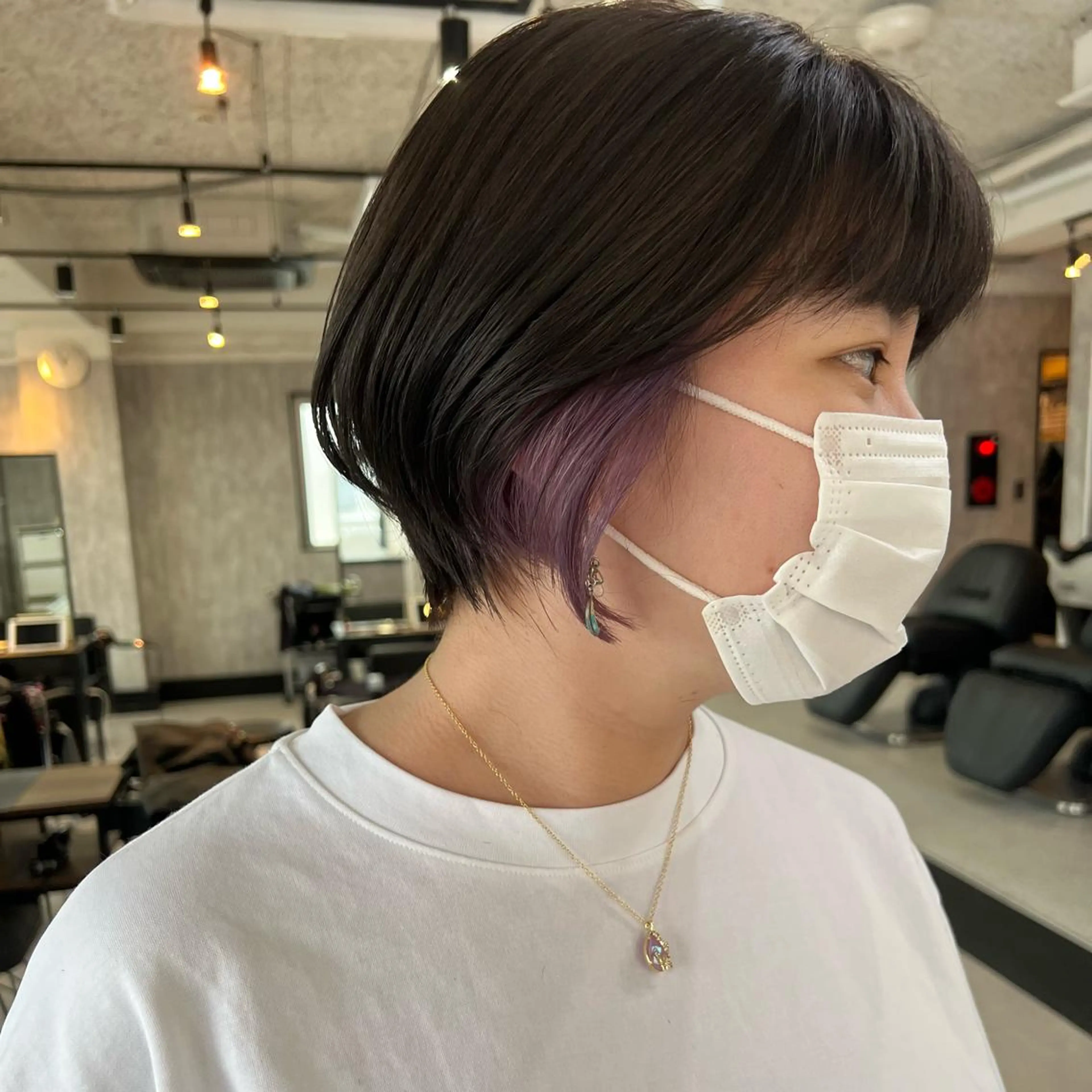 ショート カラー ヘアアレンジ イヤリングカラー ラベンダーカラー TIDEHAIR SHIHOのヘアスタイル