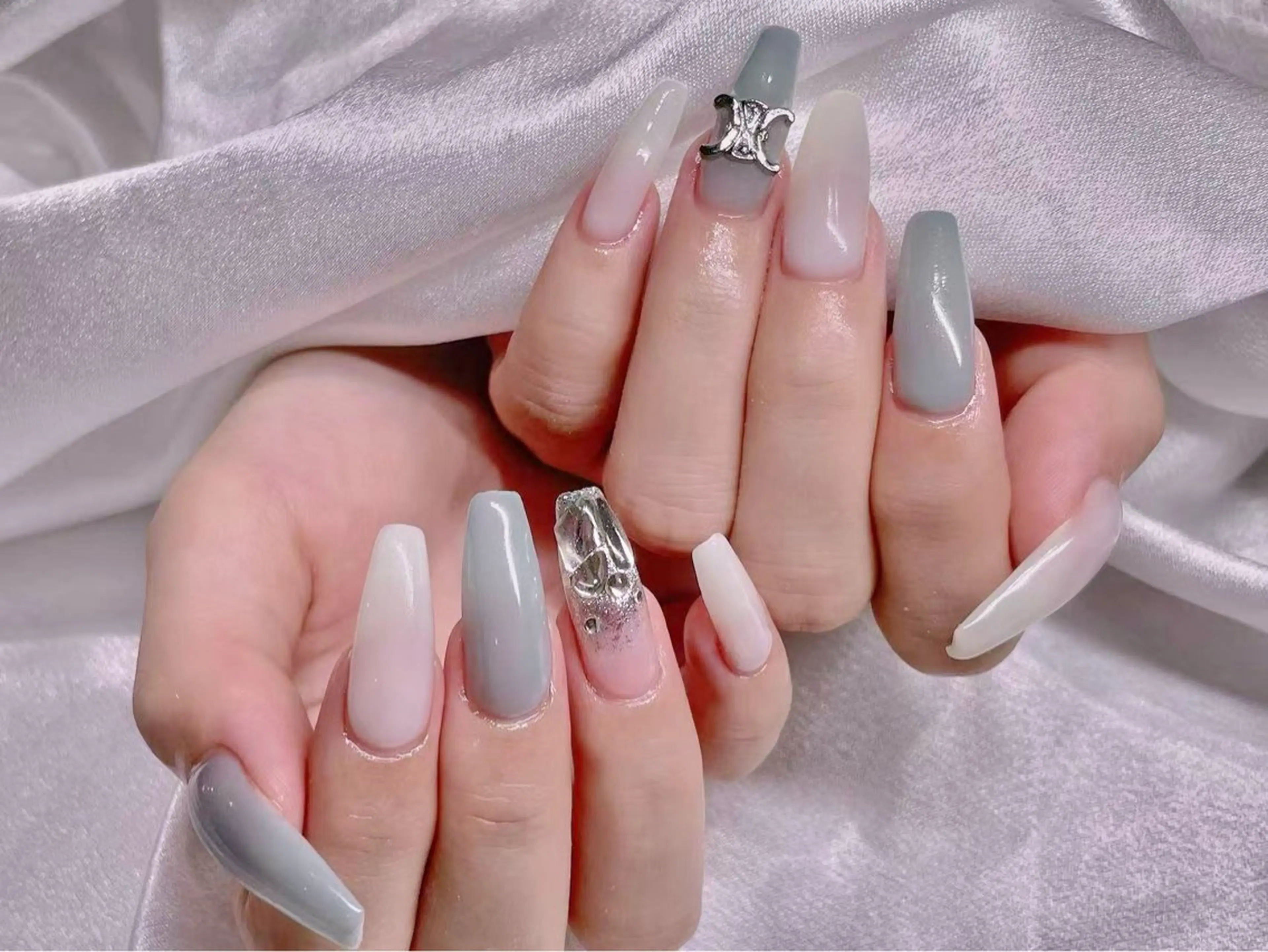 ネイル ハンドネイル 長さだし専門店 M2　rikaのネイルデザイン