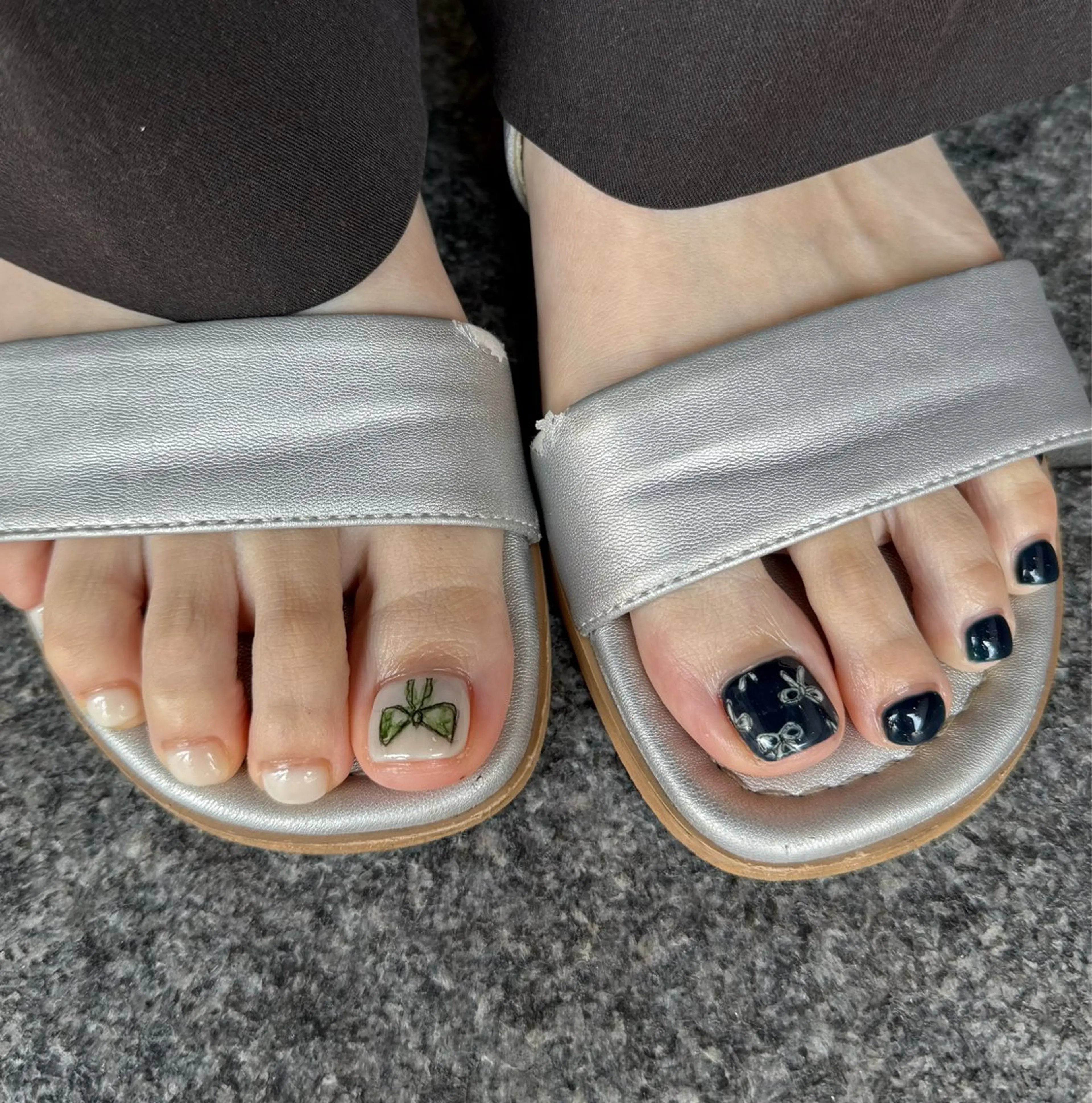 ネイル フットネイル 長谷川 亜美のネイルデザイン