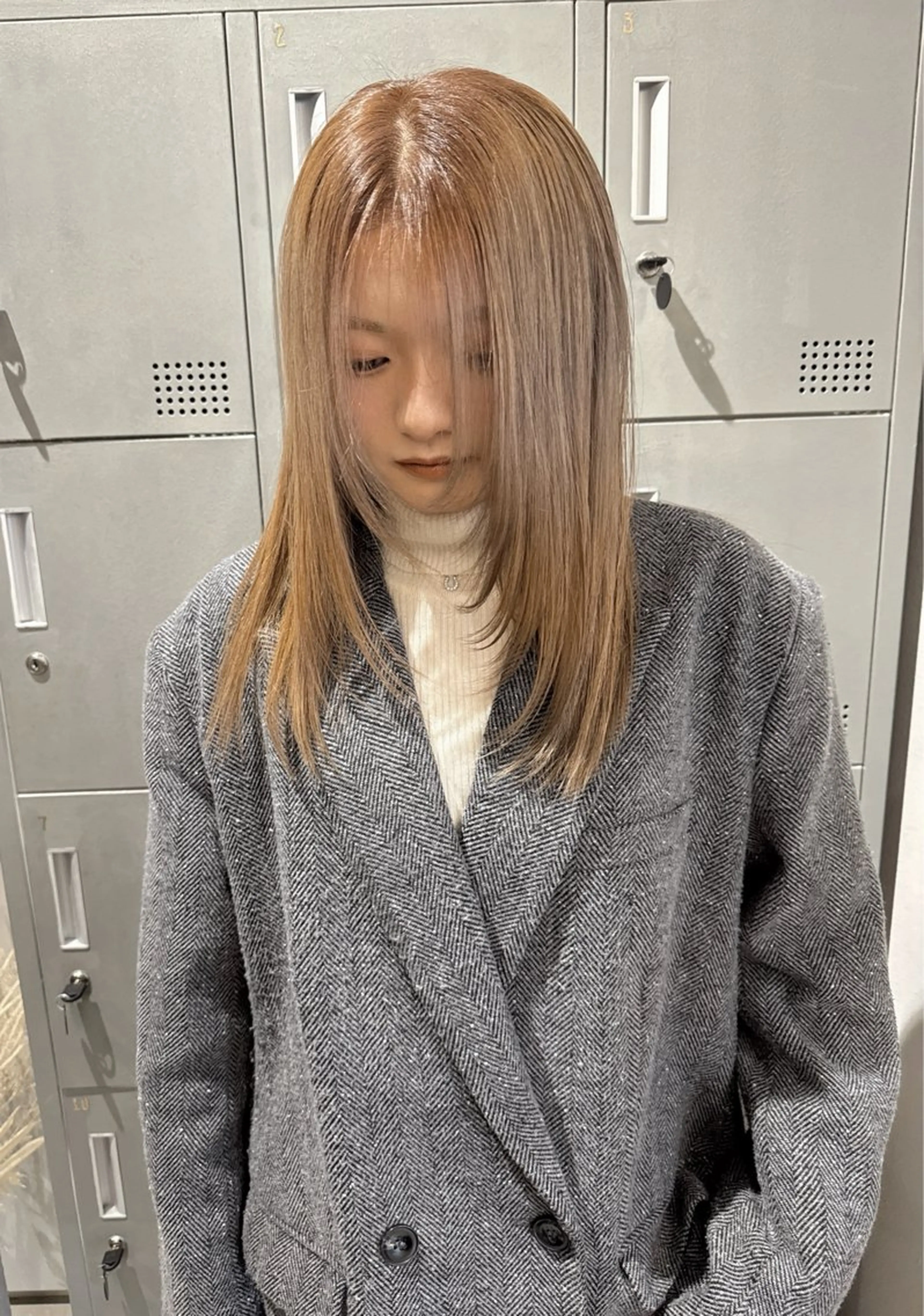 セミロング ヘアカラー 【天満1艶髪】潤艶/ 髪質改善🌹釣本竜哉のヘアスタイル
