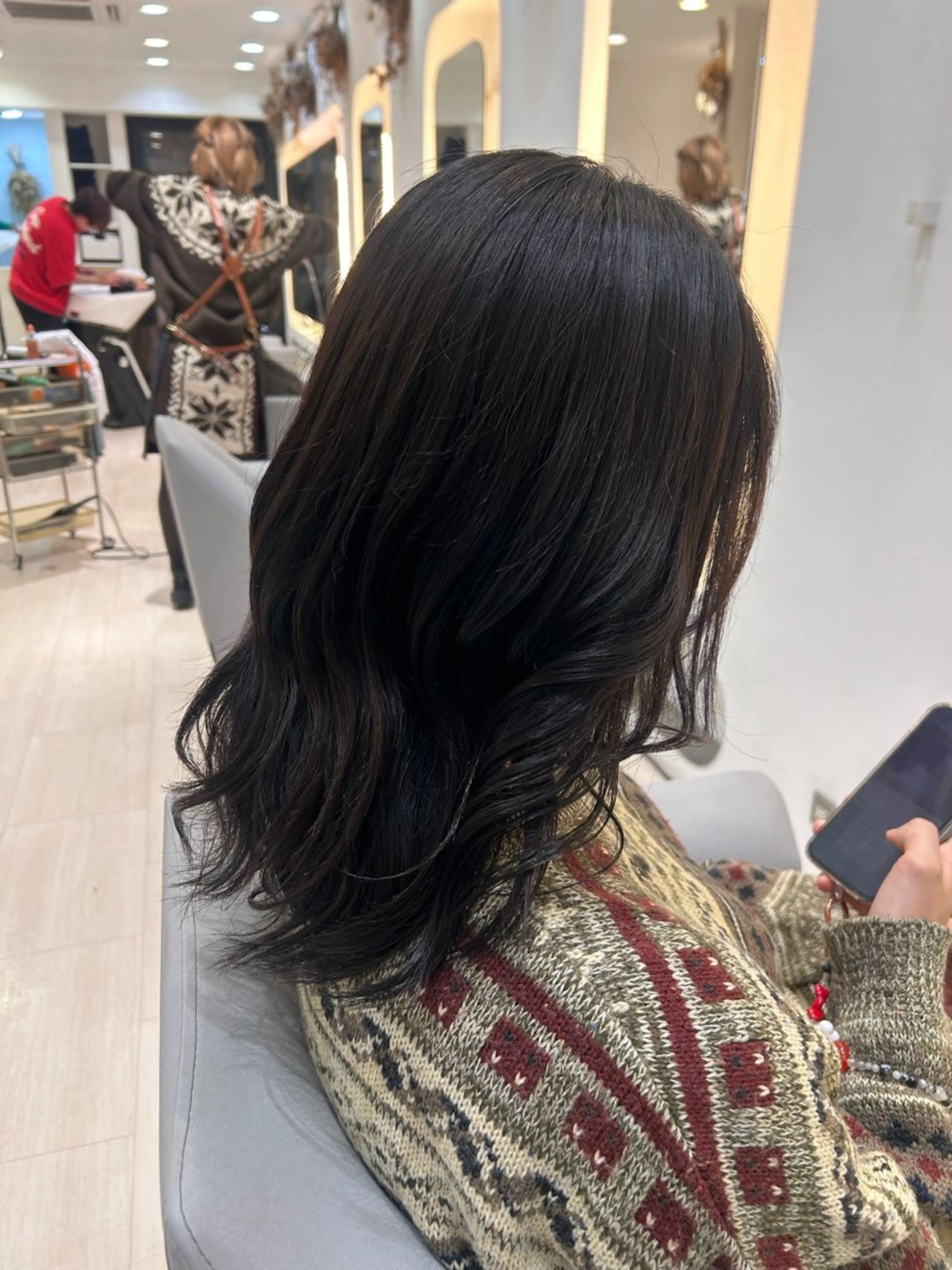 ミディアム ヘアカラー 堀 日次のヘアスタイル