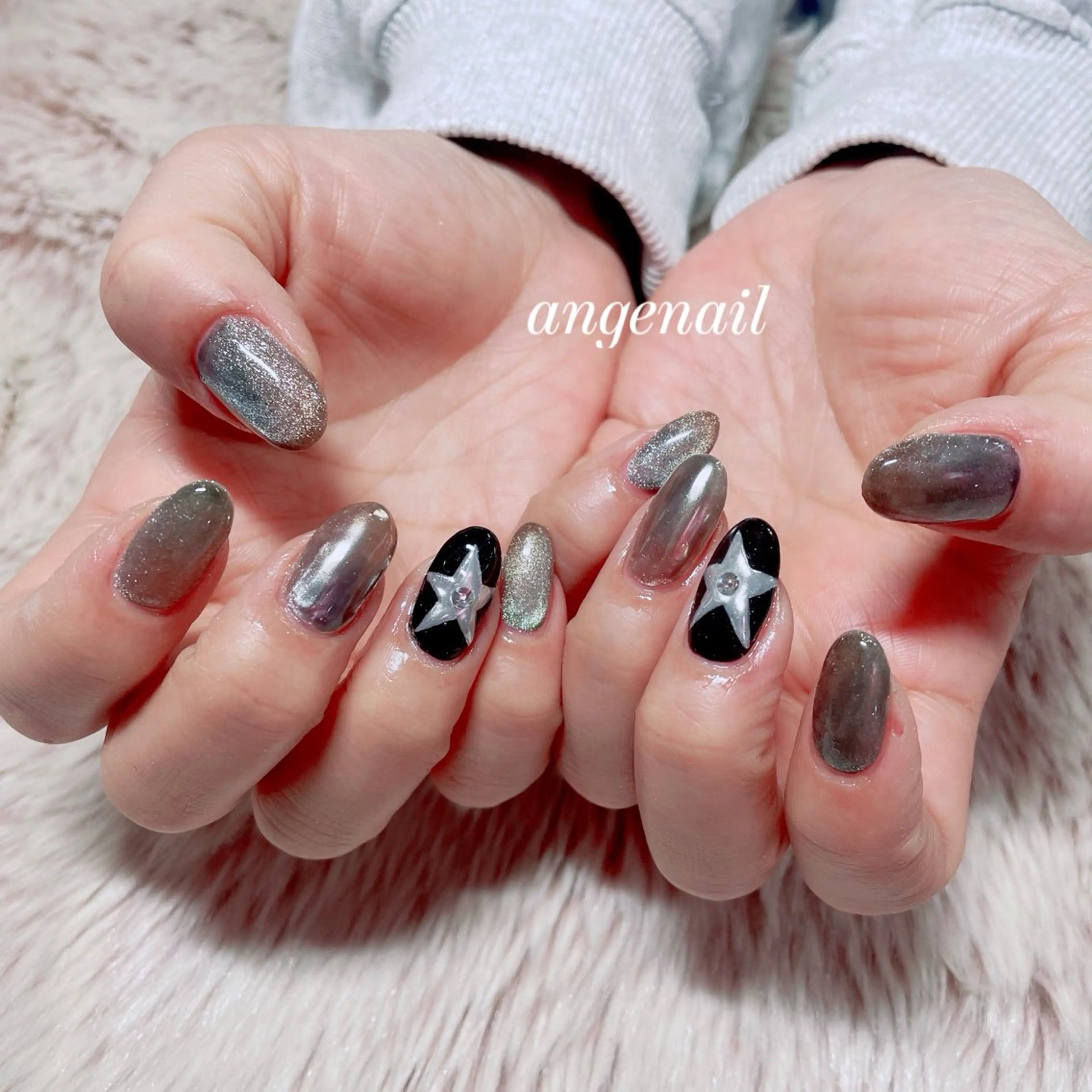 ネイル ハンドネイル オーナーネイリスト MAKIのネイルデザイン