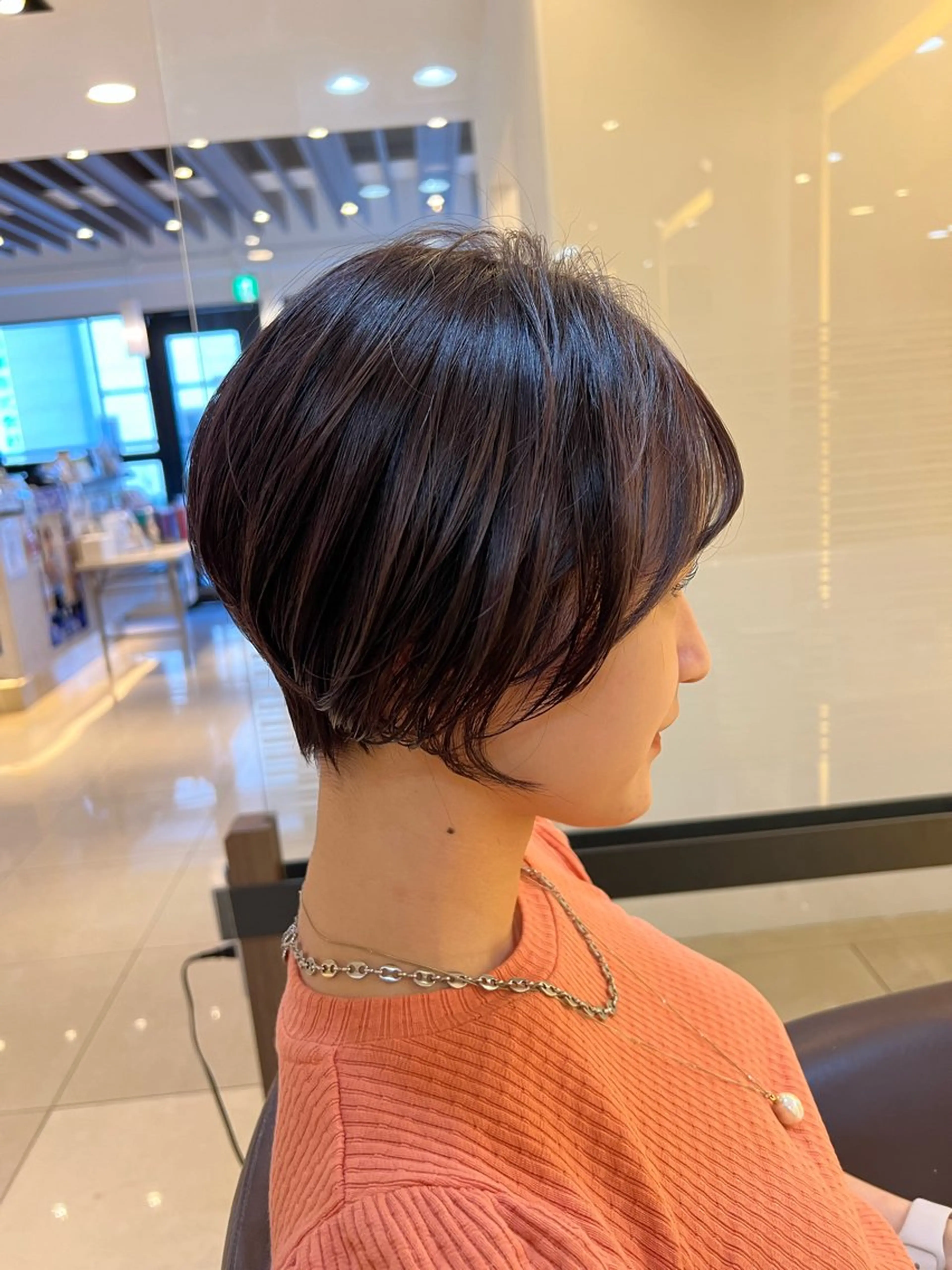 ショート ヘアカラー トリートメント 🌺まなみ/ うる艶カラー🌺のヘアスタイル