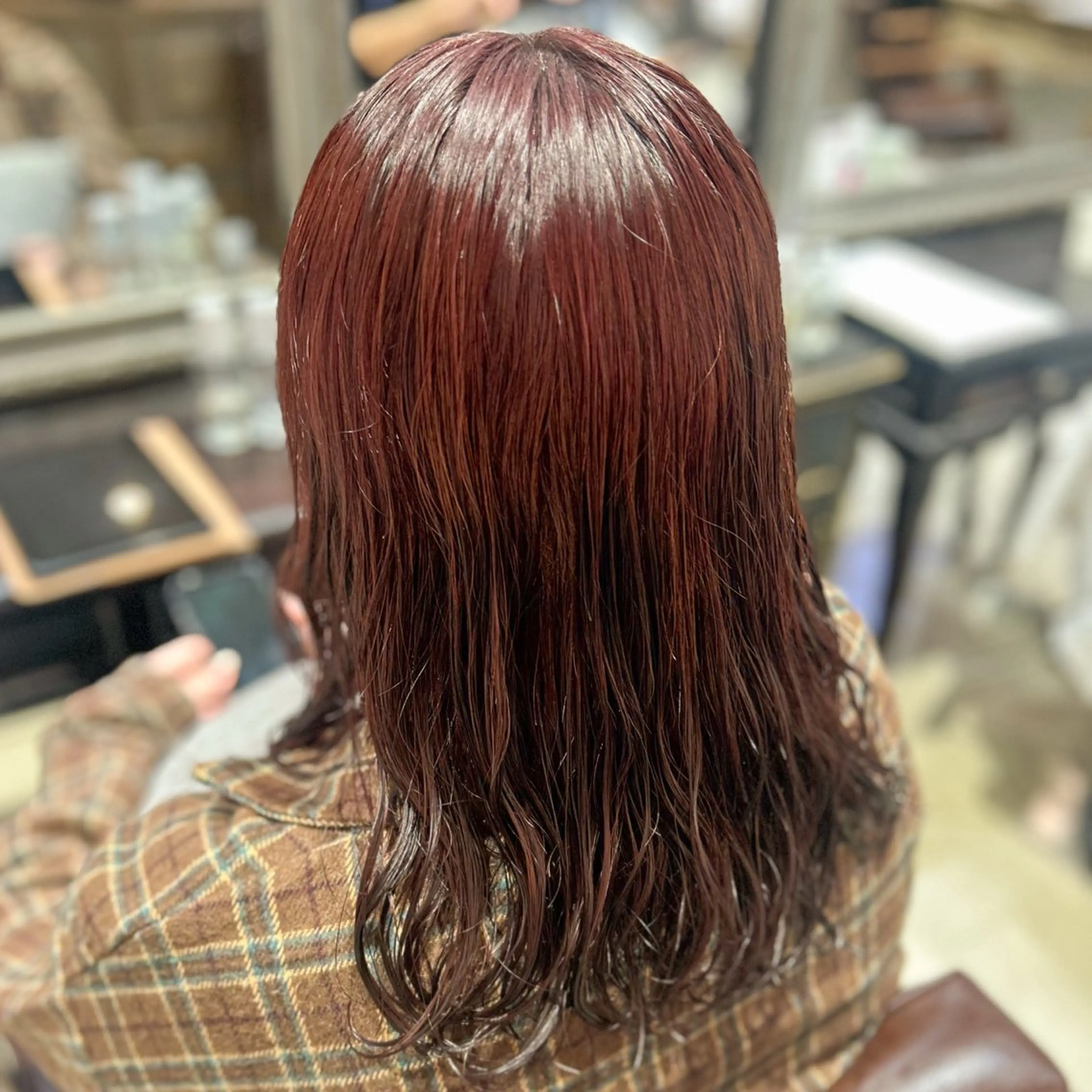 セミロング 暖色カラー｜艶髪｜ 🥨AIKA🥨のヘアスタイル