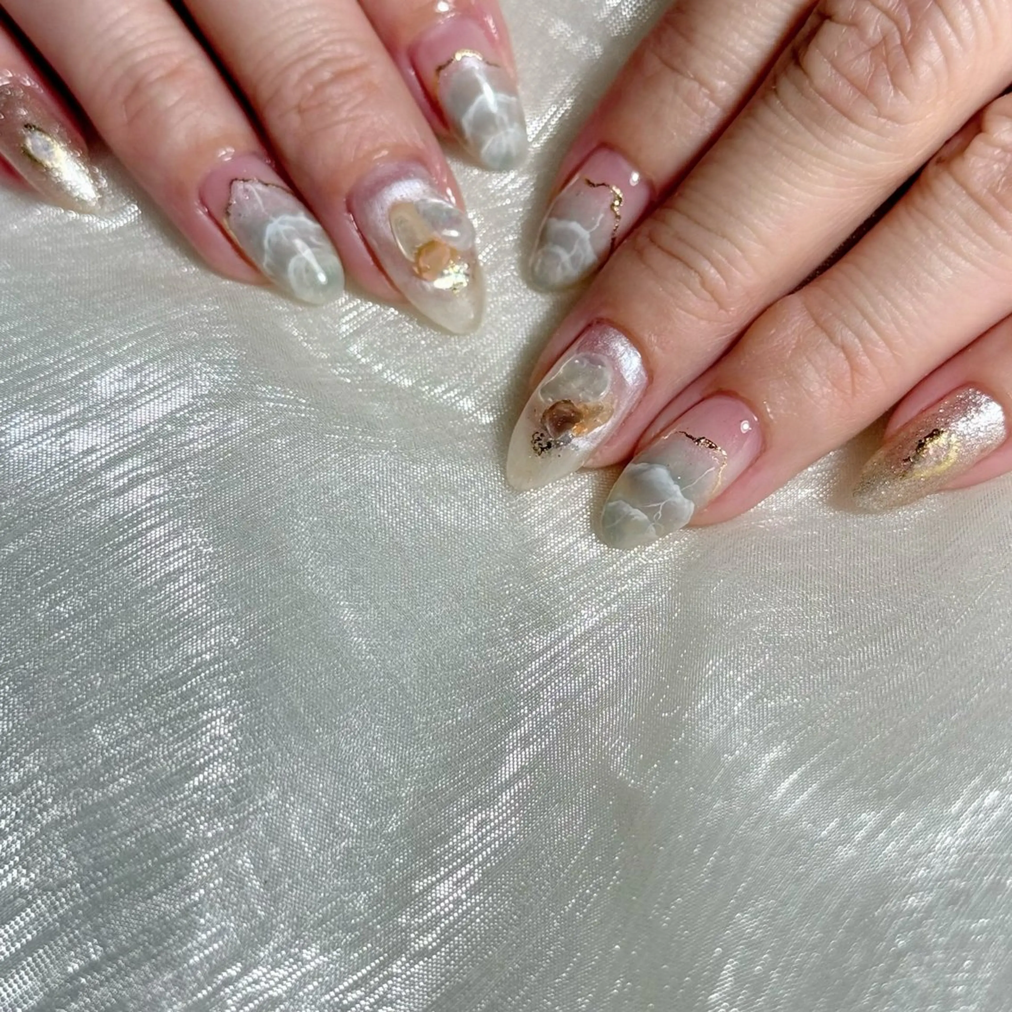 ネイル ハンドネイル salon Hush Hushのネイルデザイン