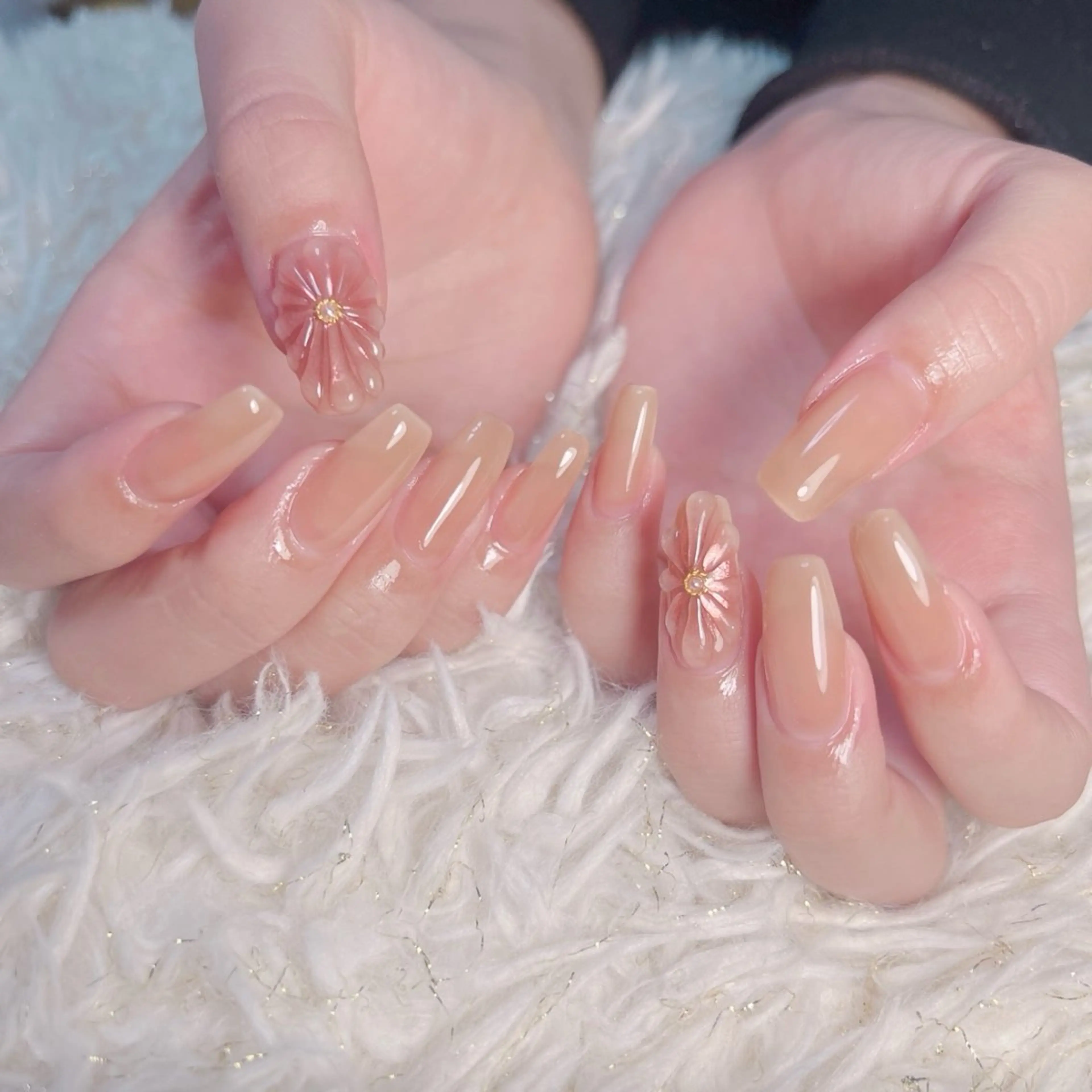 ネイル フラワーネイル 韓国ネイル ニュアンスネイル ワンカラーネイル シンプルネイル ハンドネイル koto nailのネイルデザイン