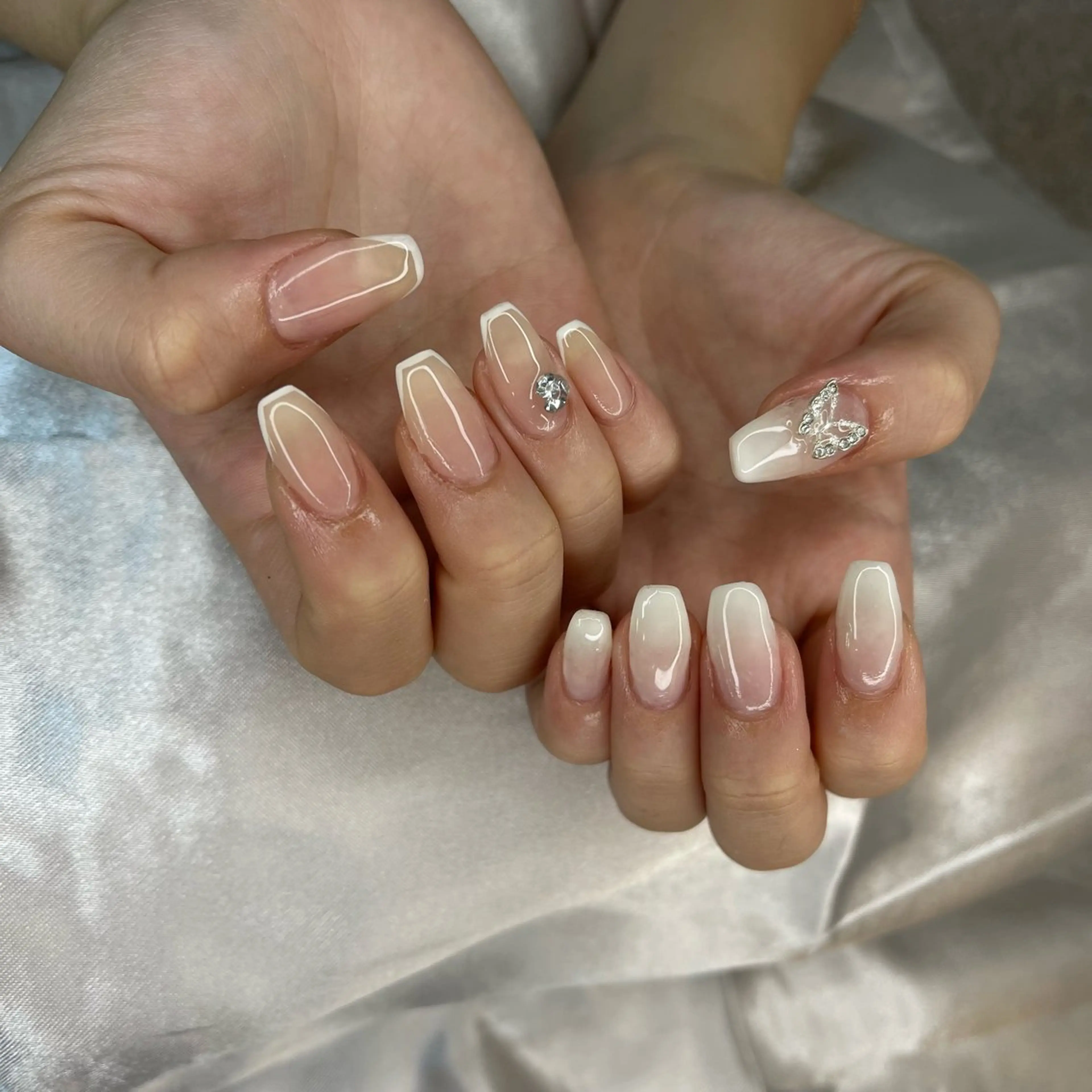 ネイル Apis manakaのネイルデザイン