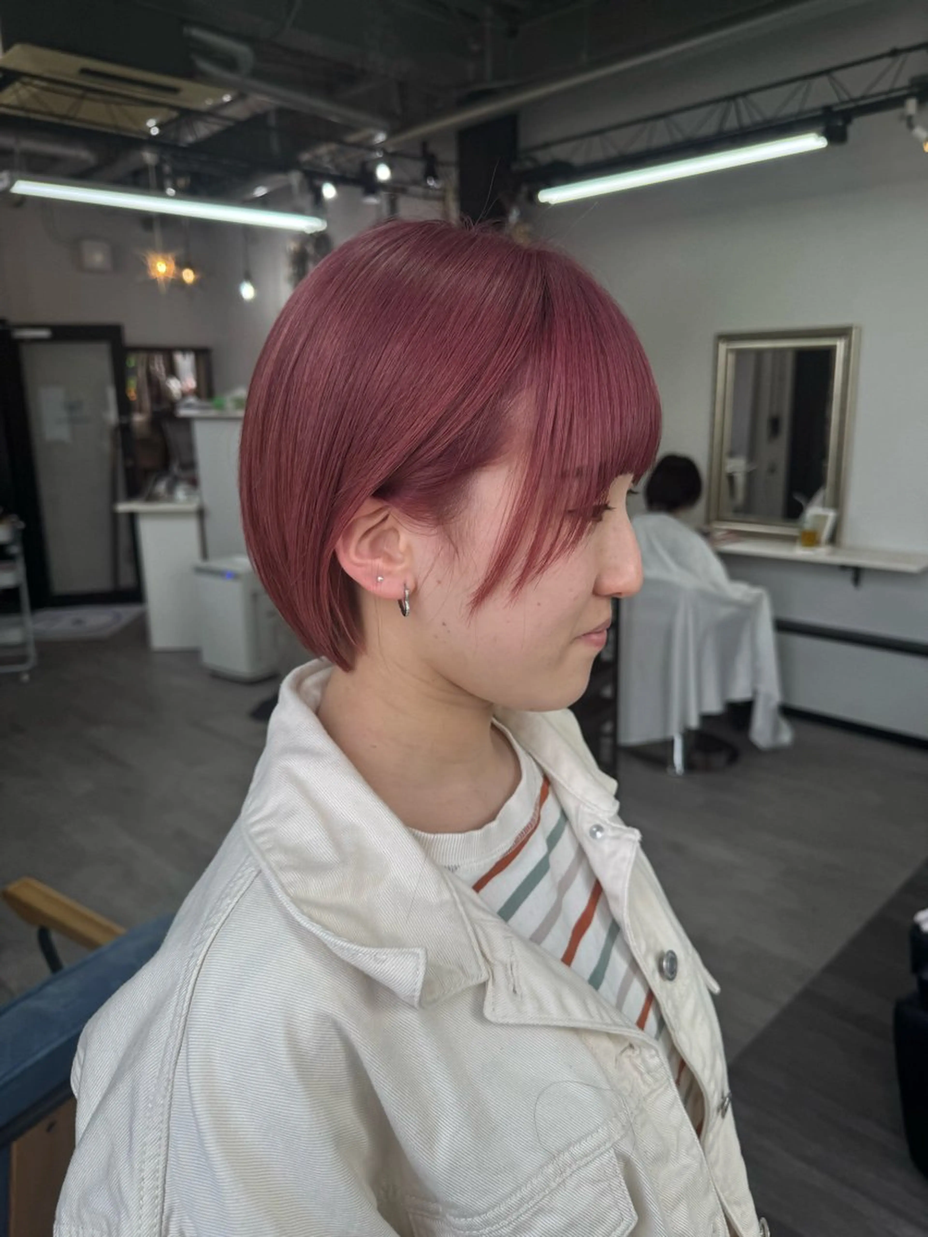 ショート カラー ピンクカラー カット トリートメント 坂井 水菜美のヘアスタイル