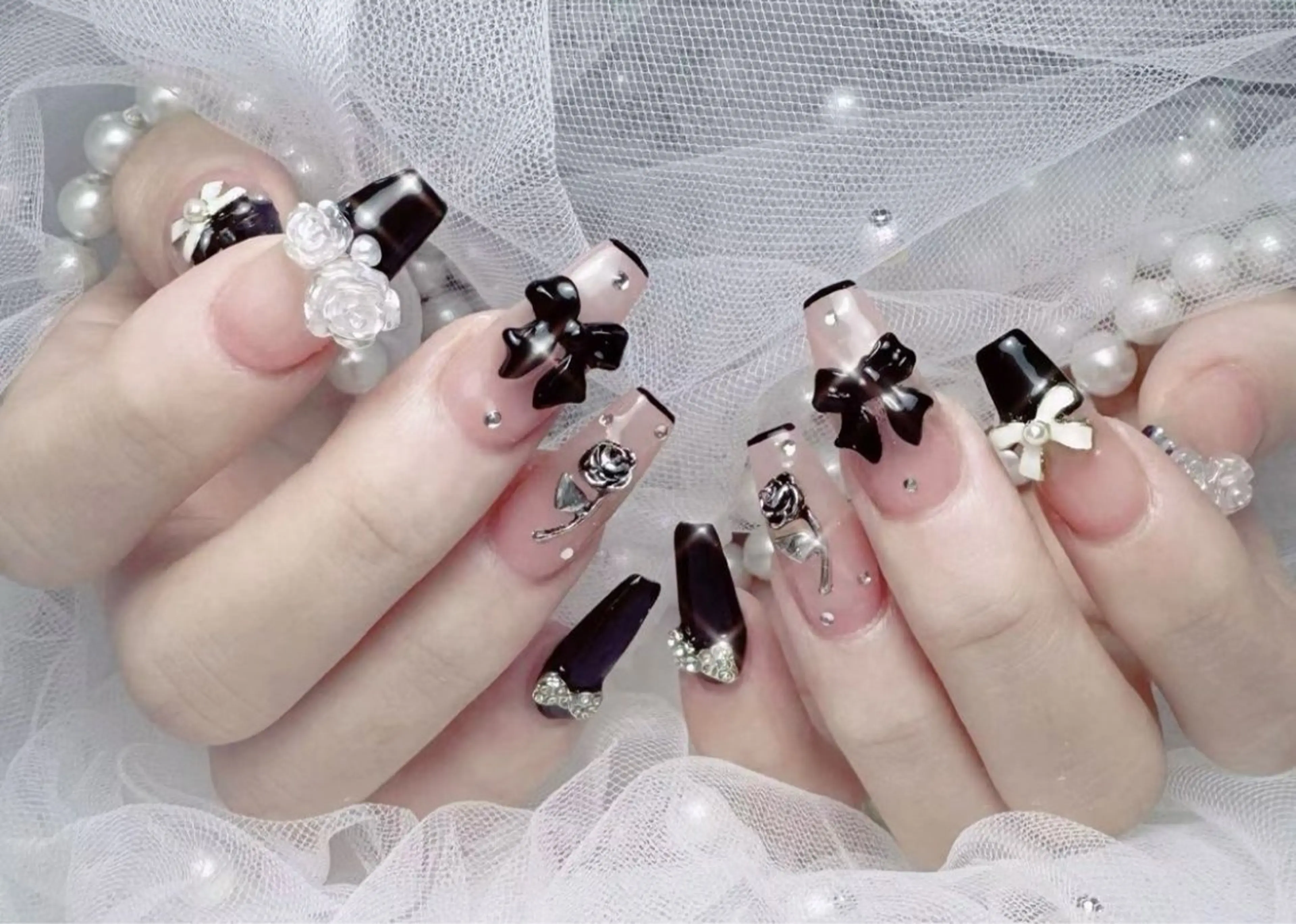 ネイル MoonHi Nail 朝霞台のネイルデザイン