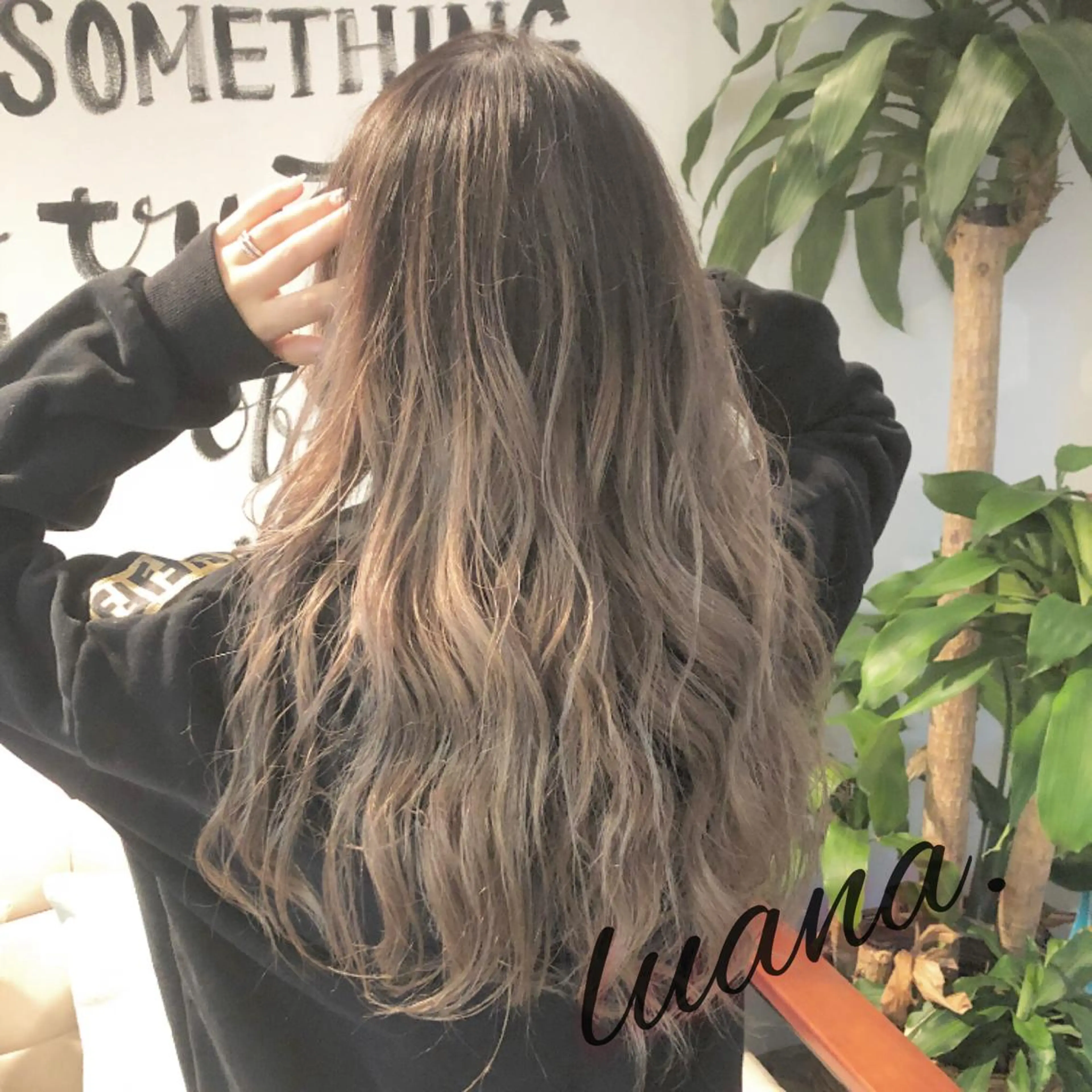 ロング エクステ・髪質改善・ ブリーチ・吉田大介のヘアスタイル