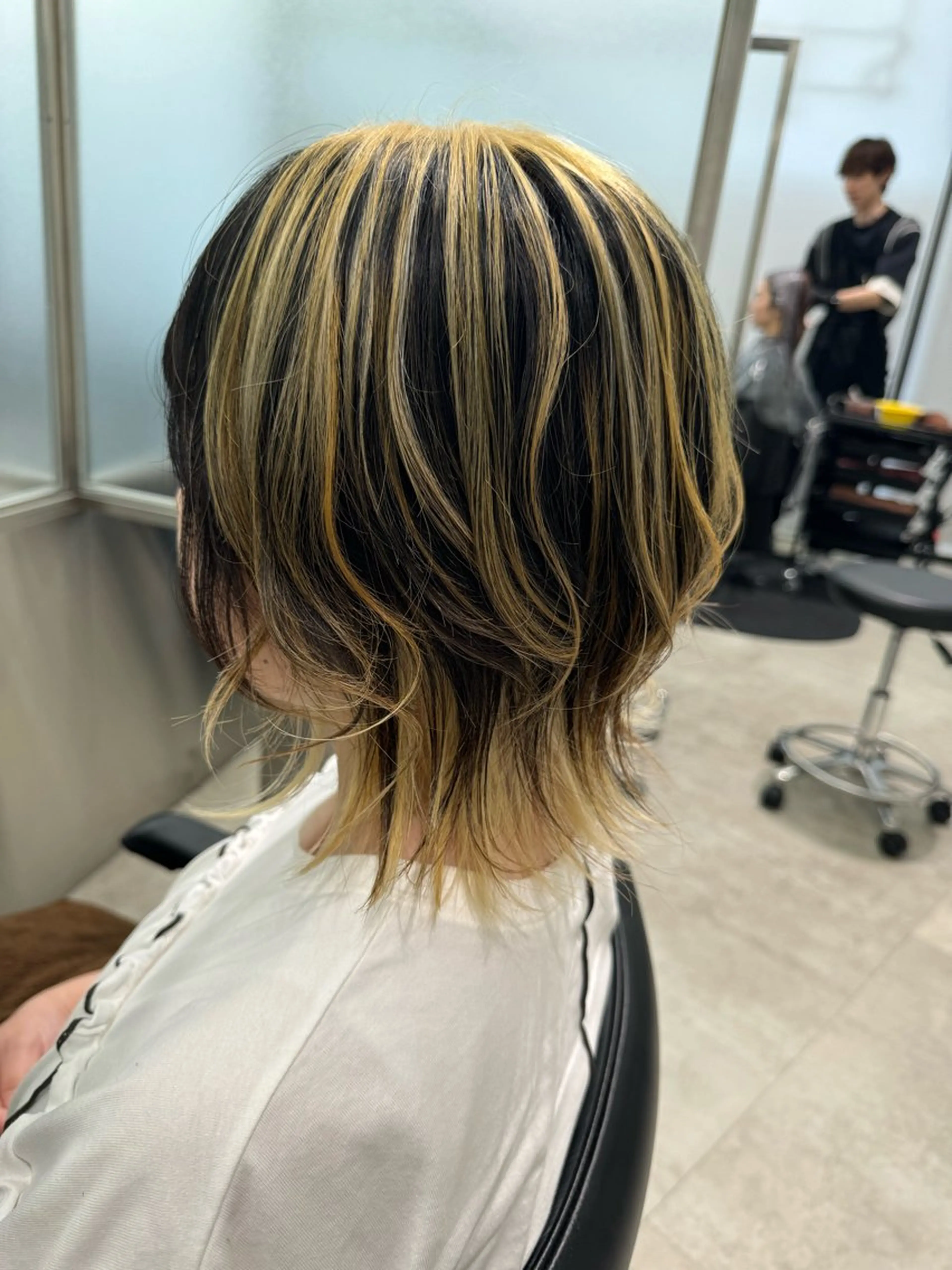 ミディアム 梅田茶屋町ヘッドスパ &艶カラー りほのヘアスタイル