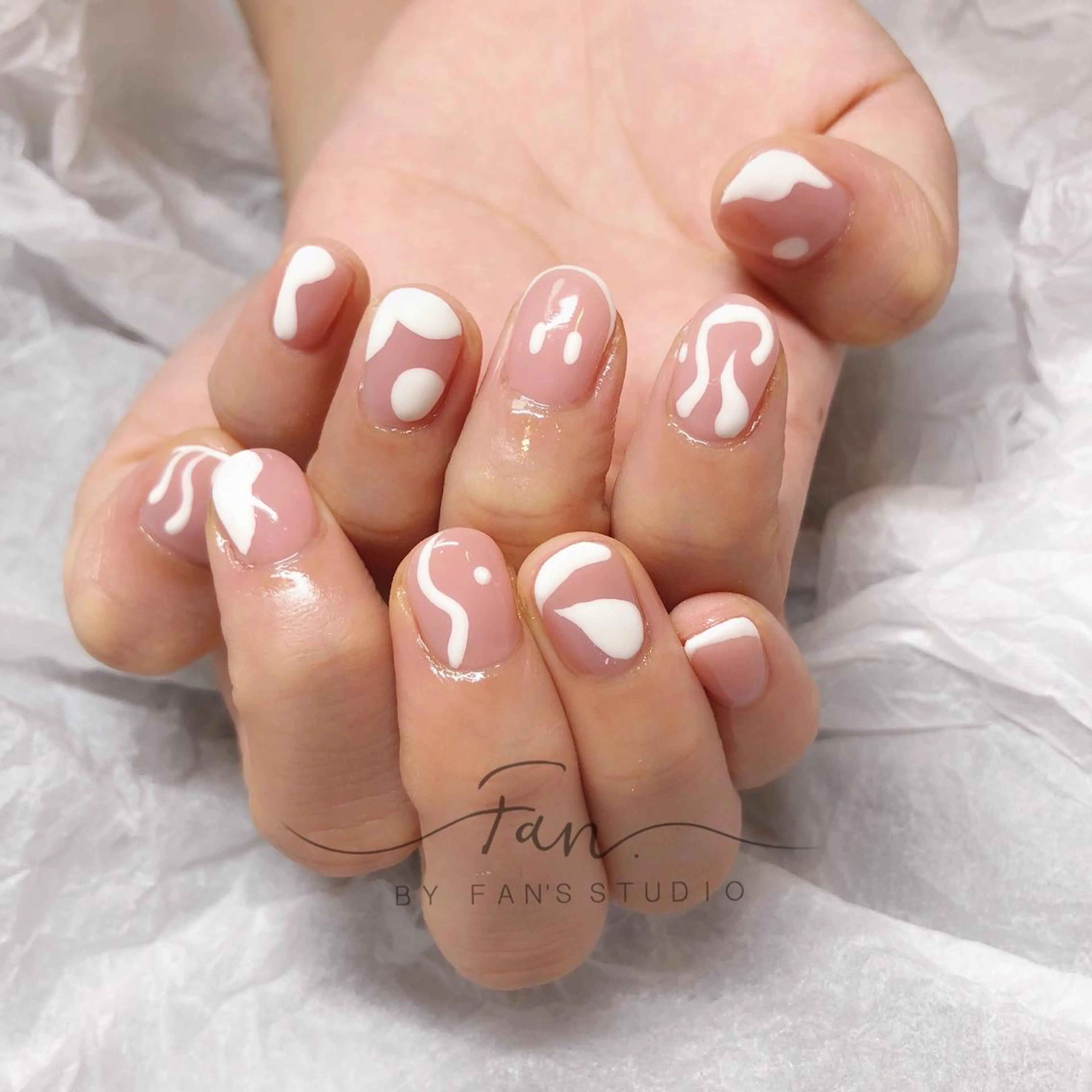 ネイル 🌻FAN'S STUDIO池袋🌻のネイルデザイン