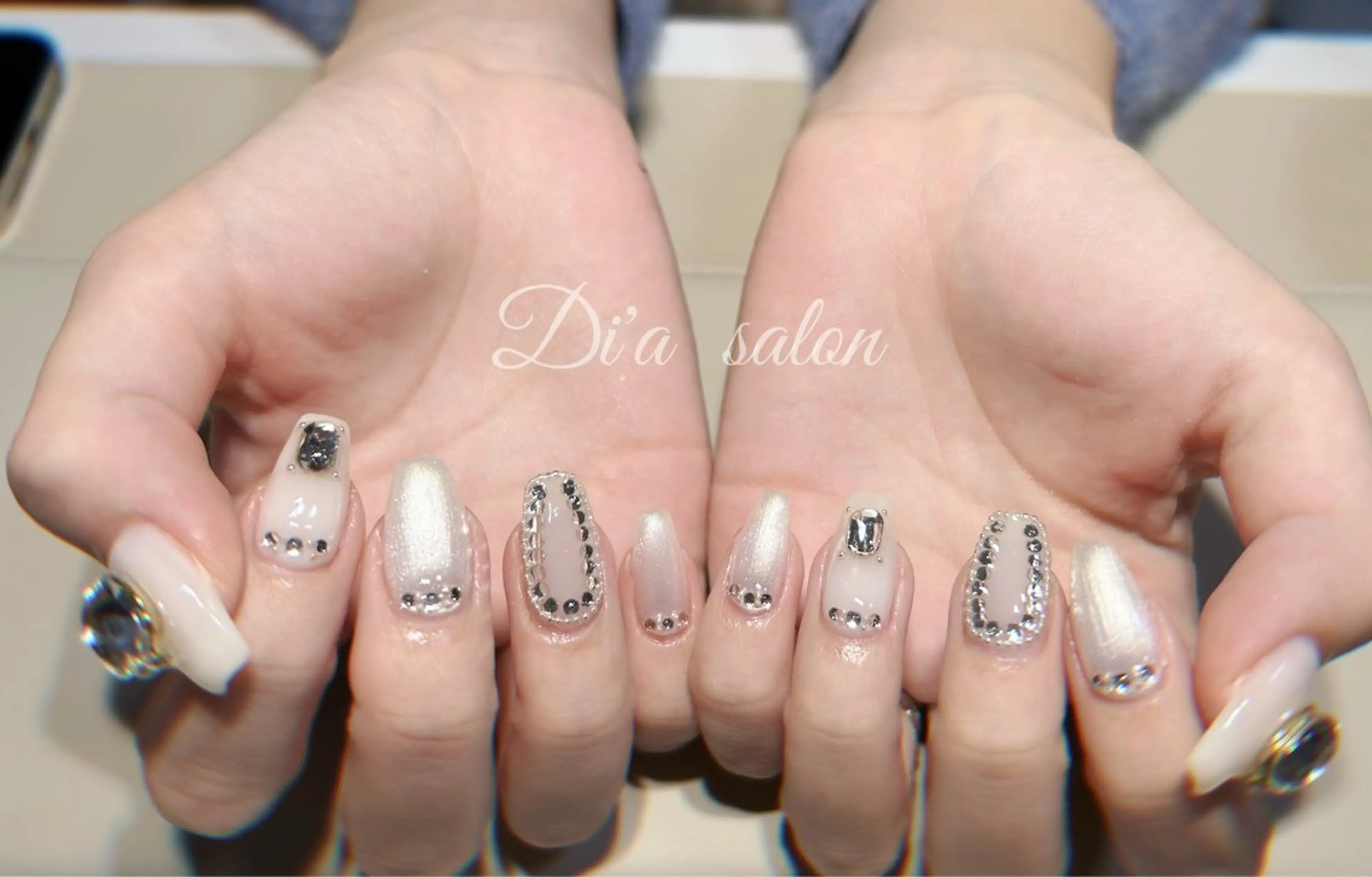 ネイル ハンドネイル di'a salonのネイルデザイン