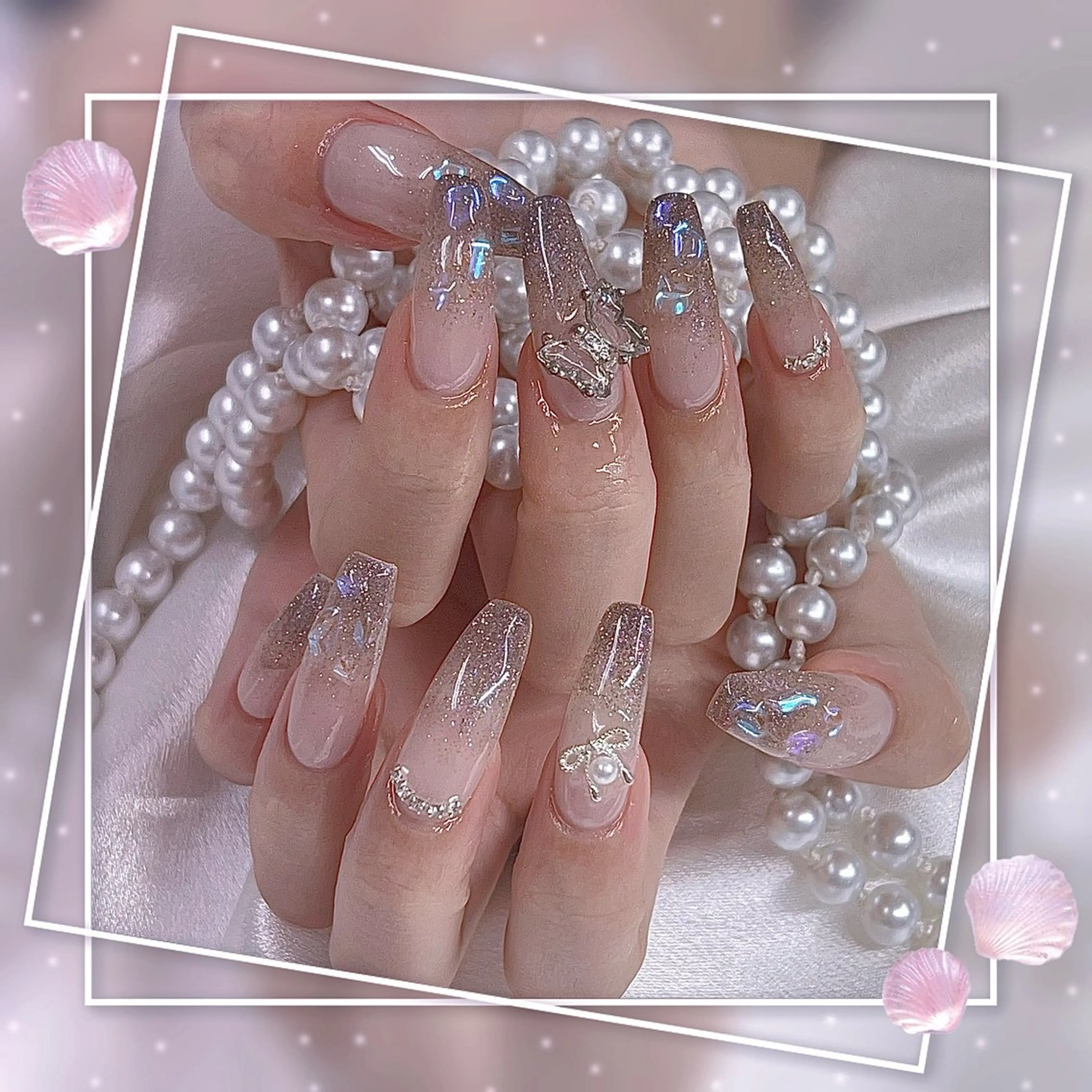 ネイル フレンチネイル グラデーション キラキラネイル 韓国ネイル マグネットネイル ハンドネイル Chill Nailsalonのネイルデザイン
