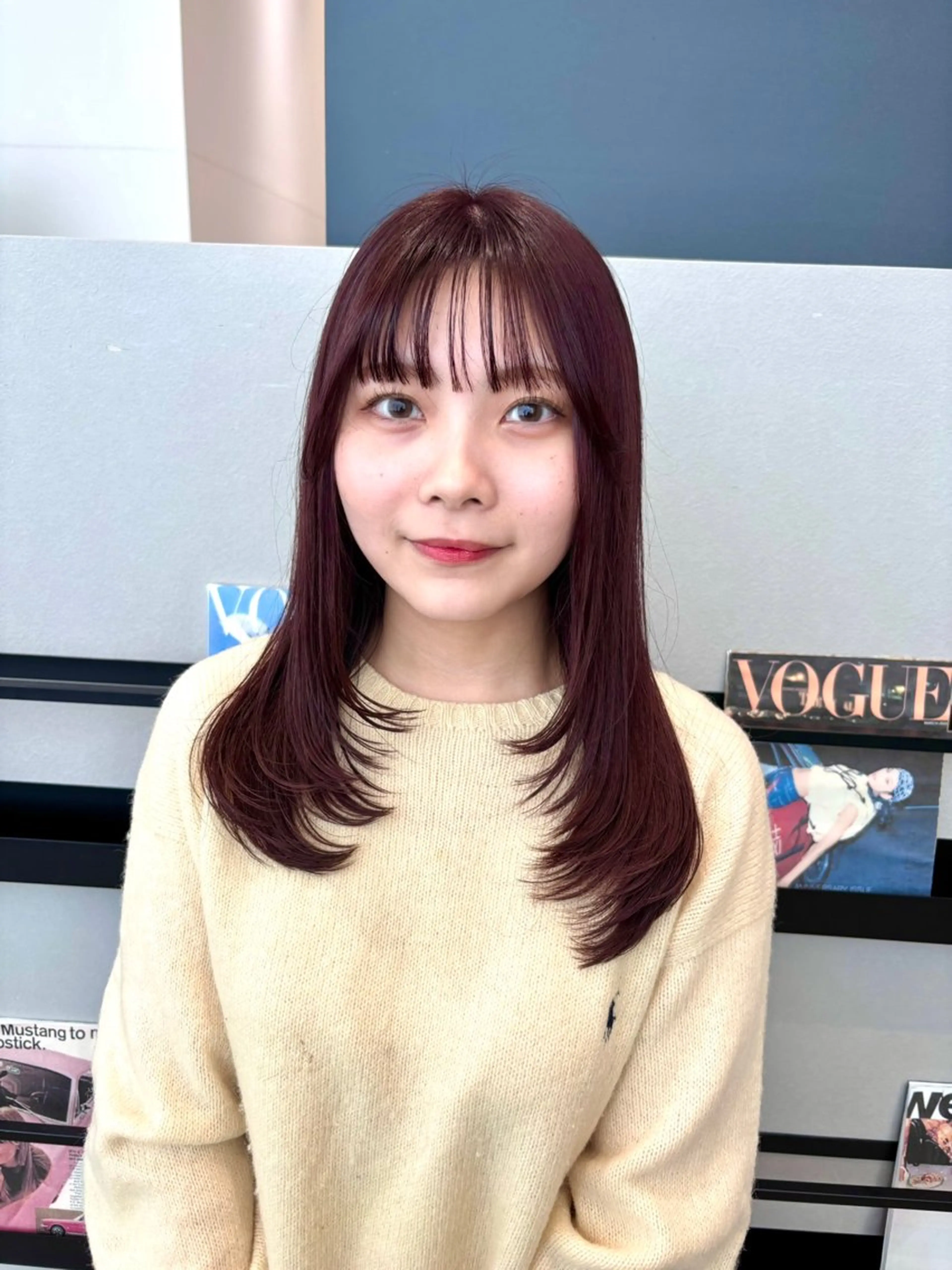 セミロング カラー ヘアアレンジ カシス ピンクカラー レイヤーカット カット ヘアカラー トリートメント 透明感カラー/ レイヤーkotonoのヘアスタイル