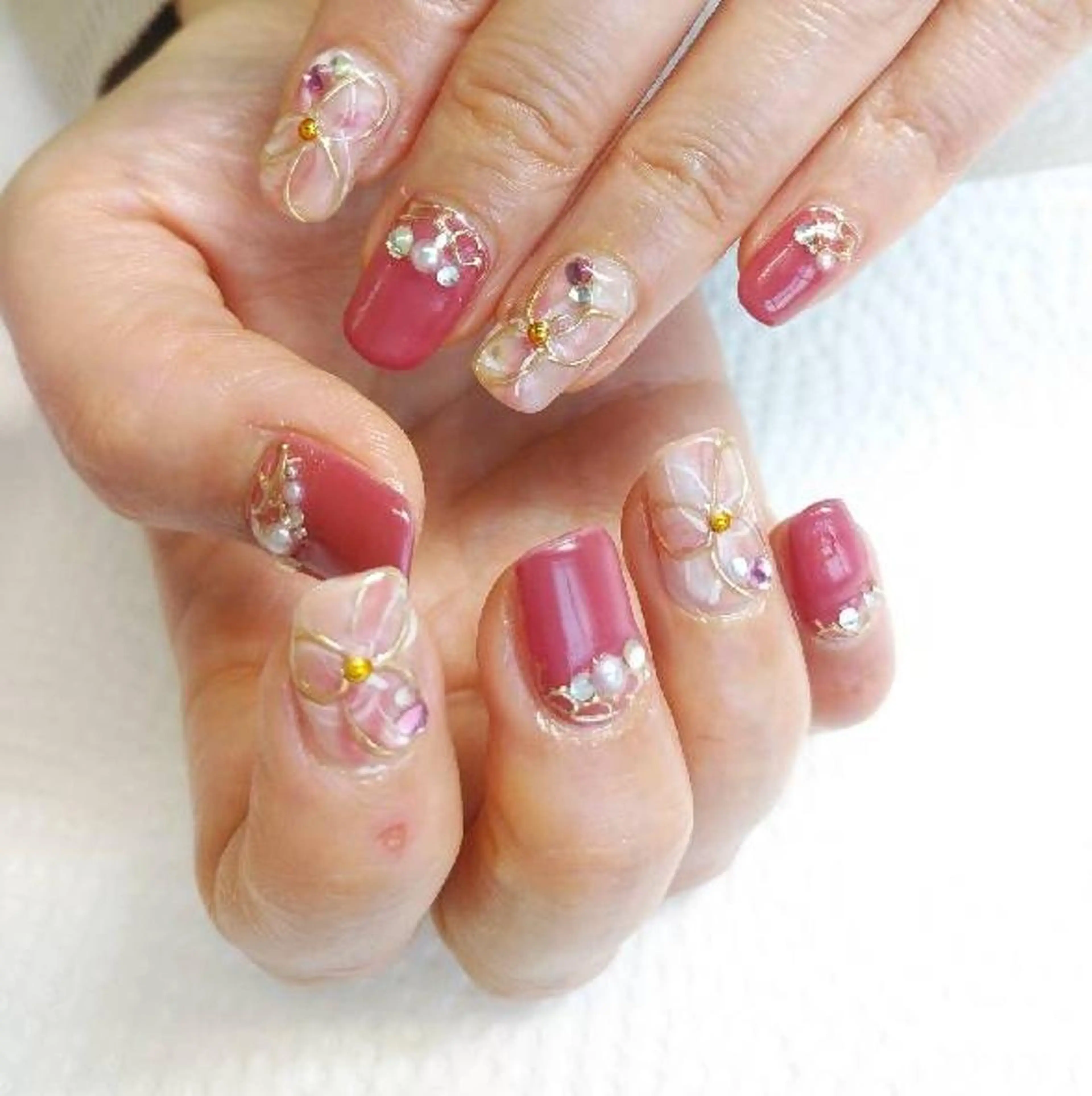 ネイル フラワーネイル ミラーネイル プライベートサロン RosyLily所属・プライベートサロン Rosy Lilyのネイルデザイン