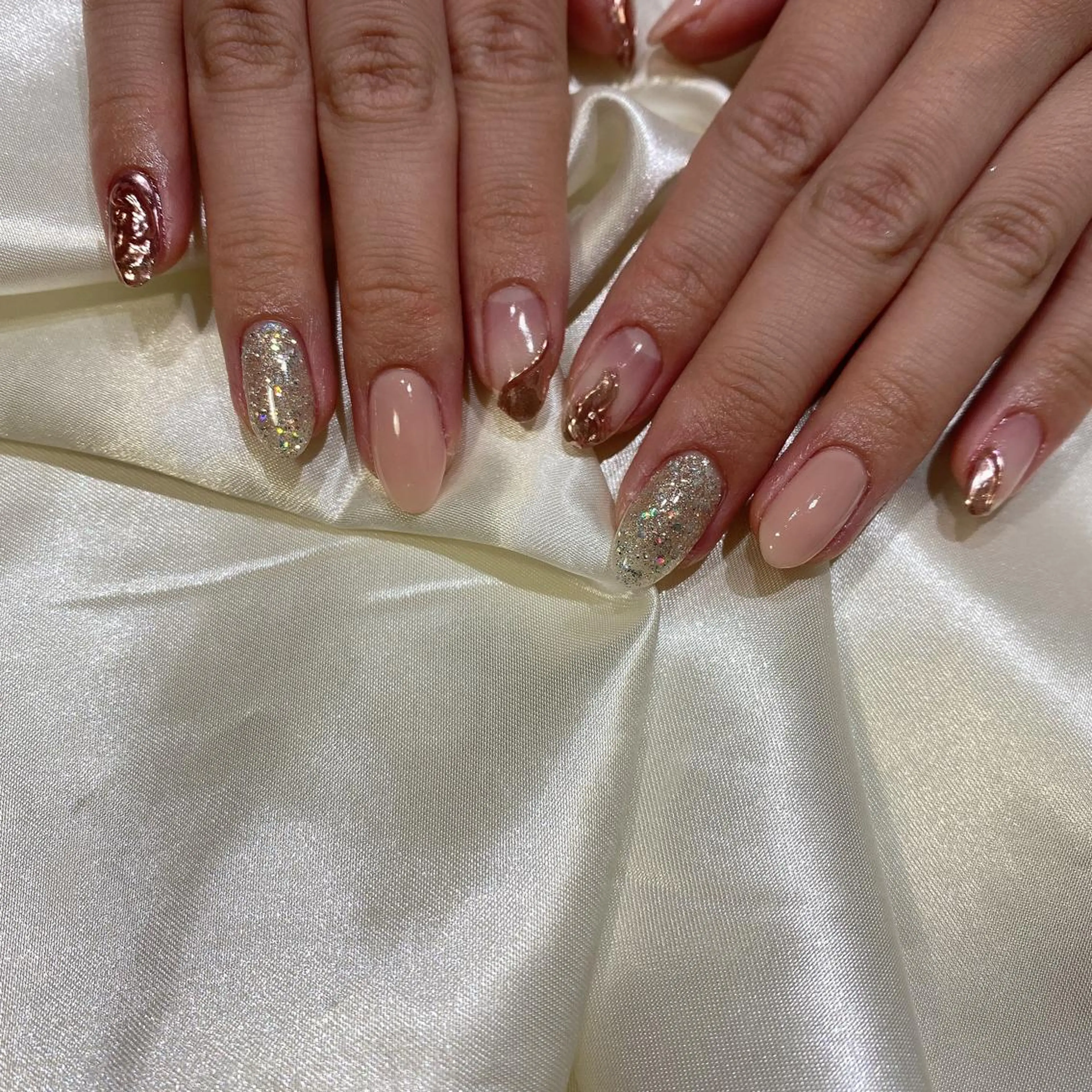 ネイル ハンドネイル 西岡 杏のネイルデザイン