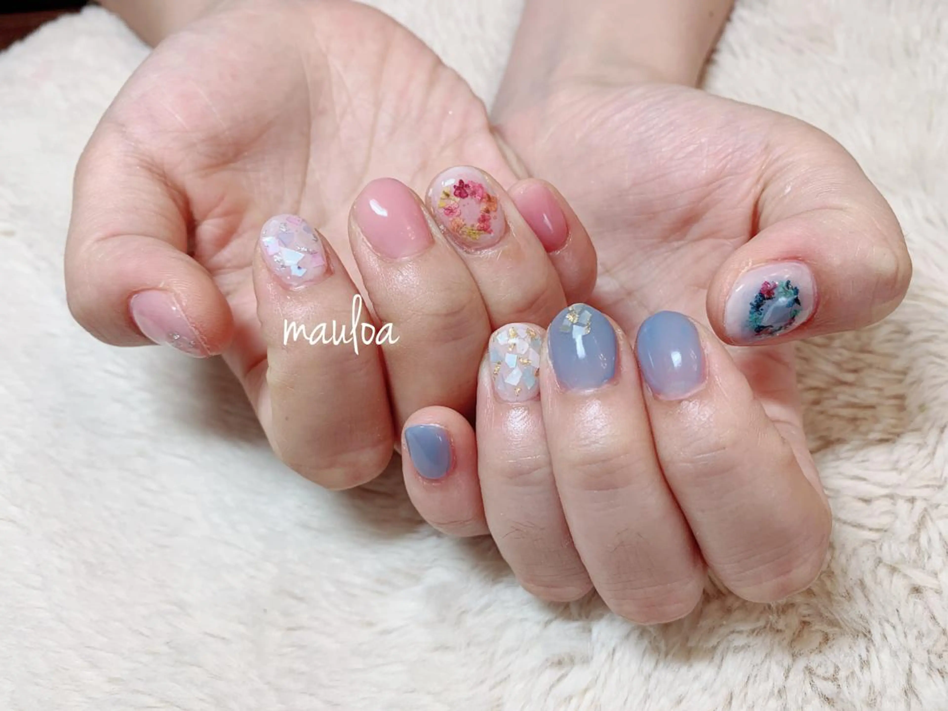 ネイル ブルー フラワーネイル ピンク pipi..所属・pipi ..のネイルデザイン