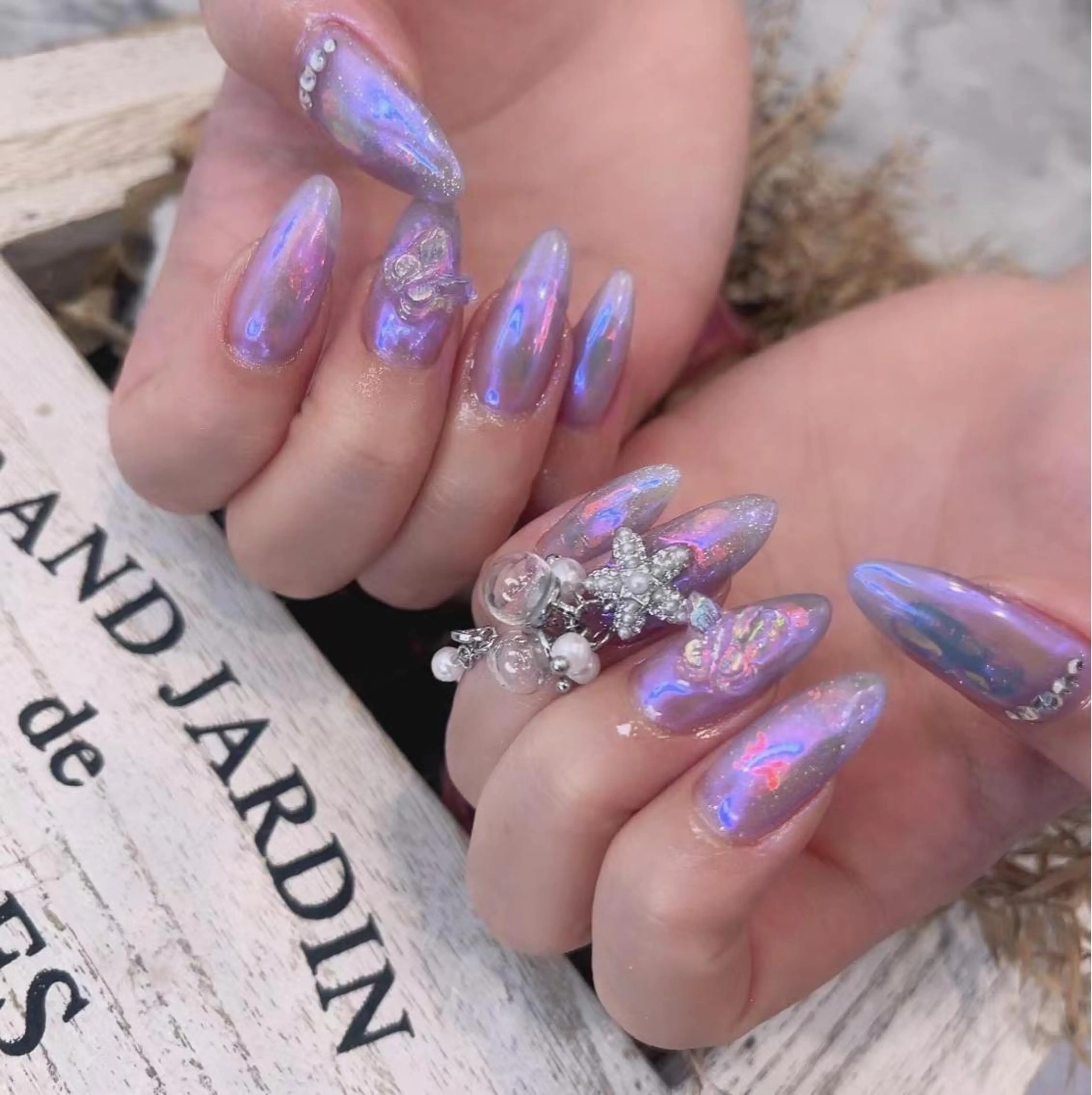 ネイル オーロラネイル Babarla Nailのネイルデザイン