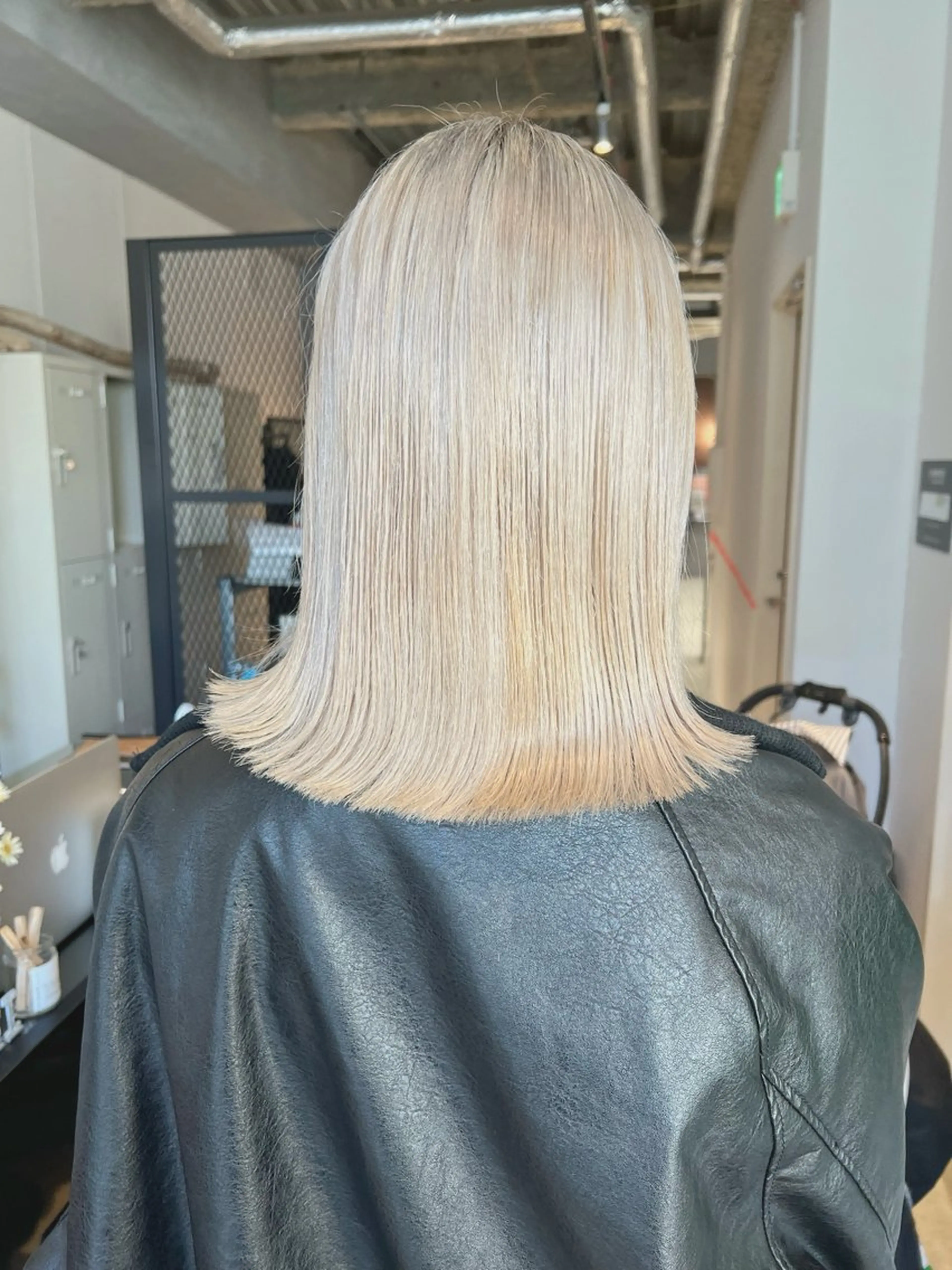 セミロング カット ヘアカラー 大澤 叶方のヘアスタイル