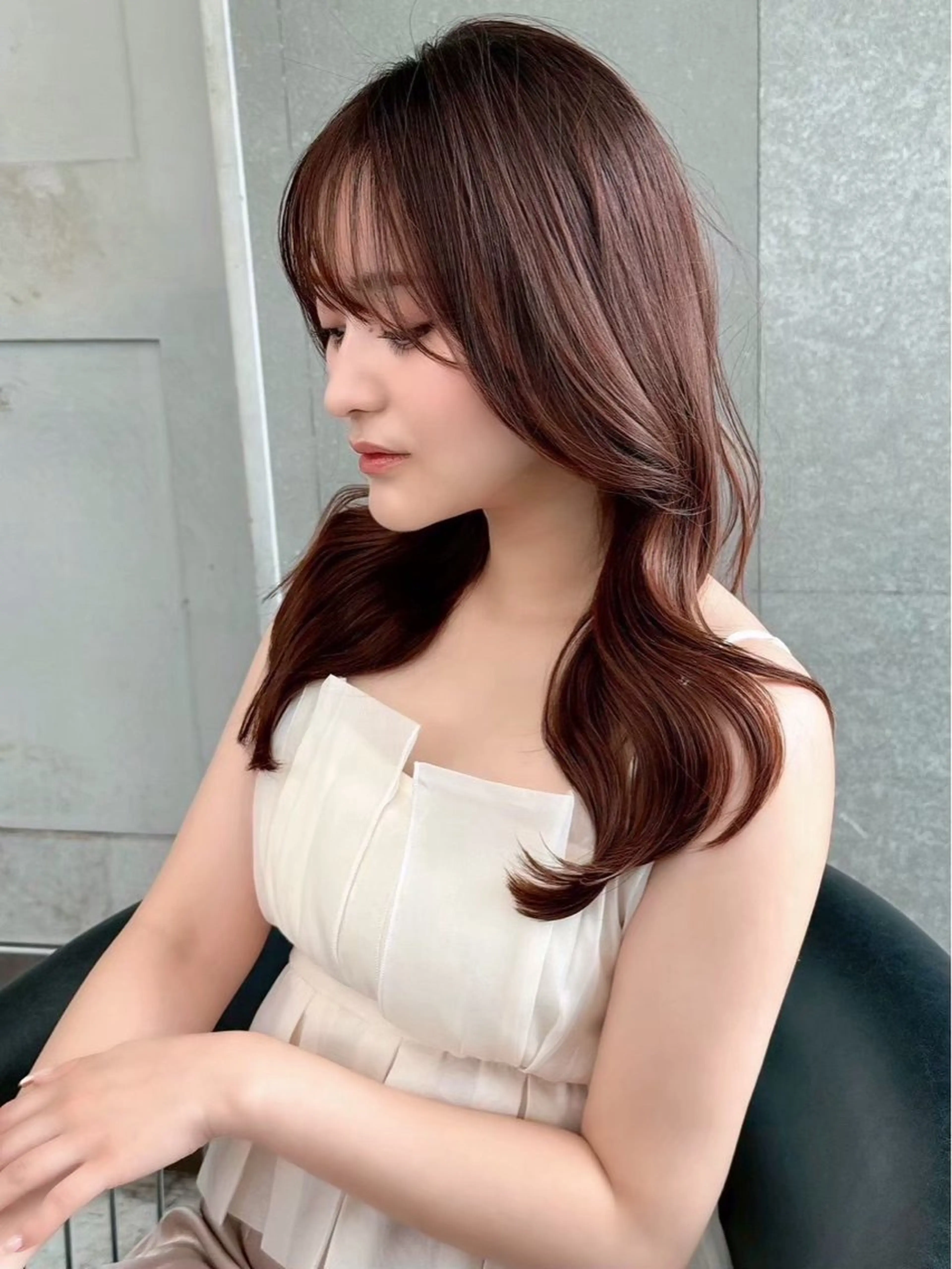 カラー 澤田 美空のヘアスタイル