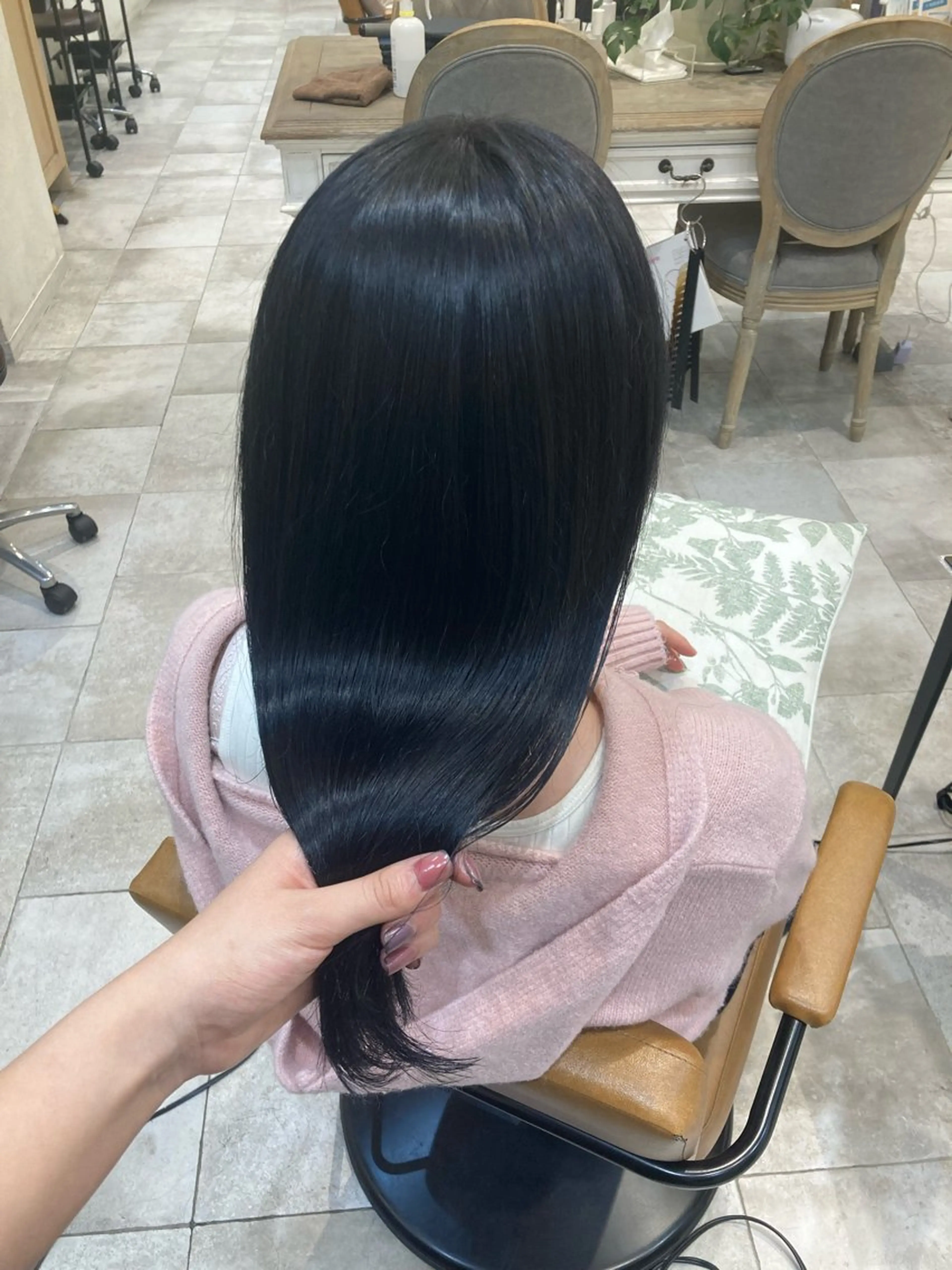 セミロング カラー カット ヘアカラー トリートメント あべ えみのヘアスタイル
