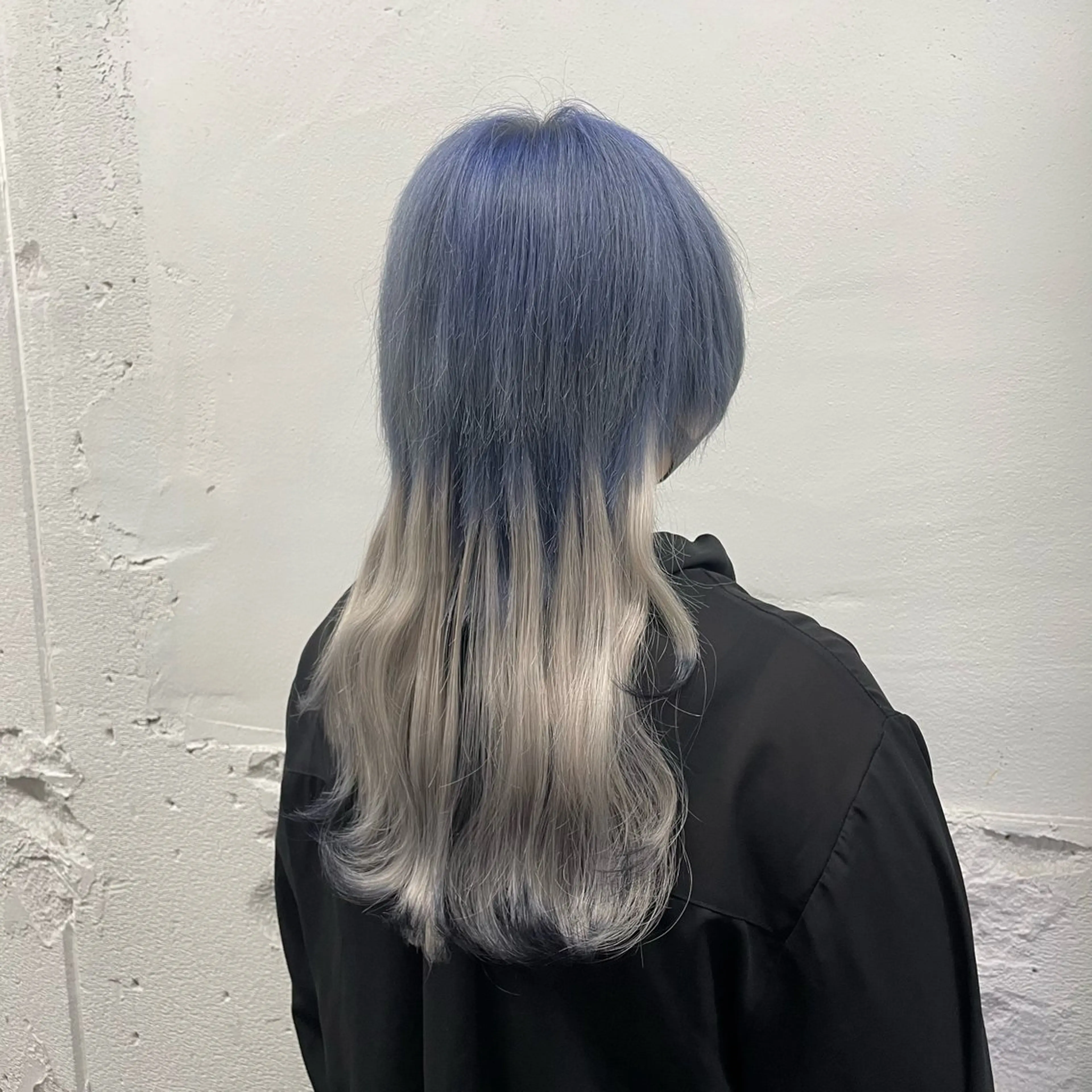 ロング カラー シールエクステ バレイヤージュ ミストバング ブルーカラー ダブルカラー ヘアカラー エクステ 🧡艶髪ちゅるん髪 🫧🧡YUKI❄️のヘアスタイル