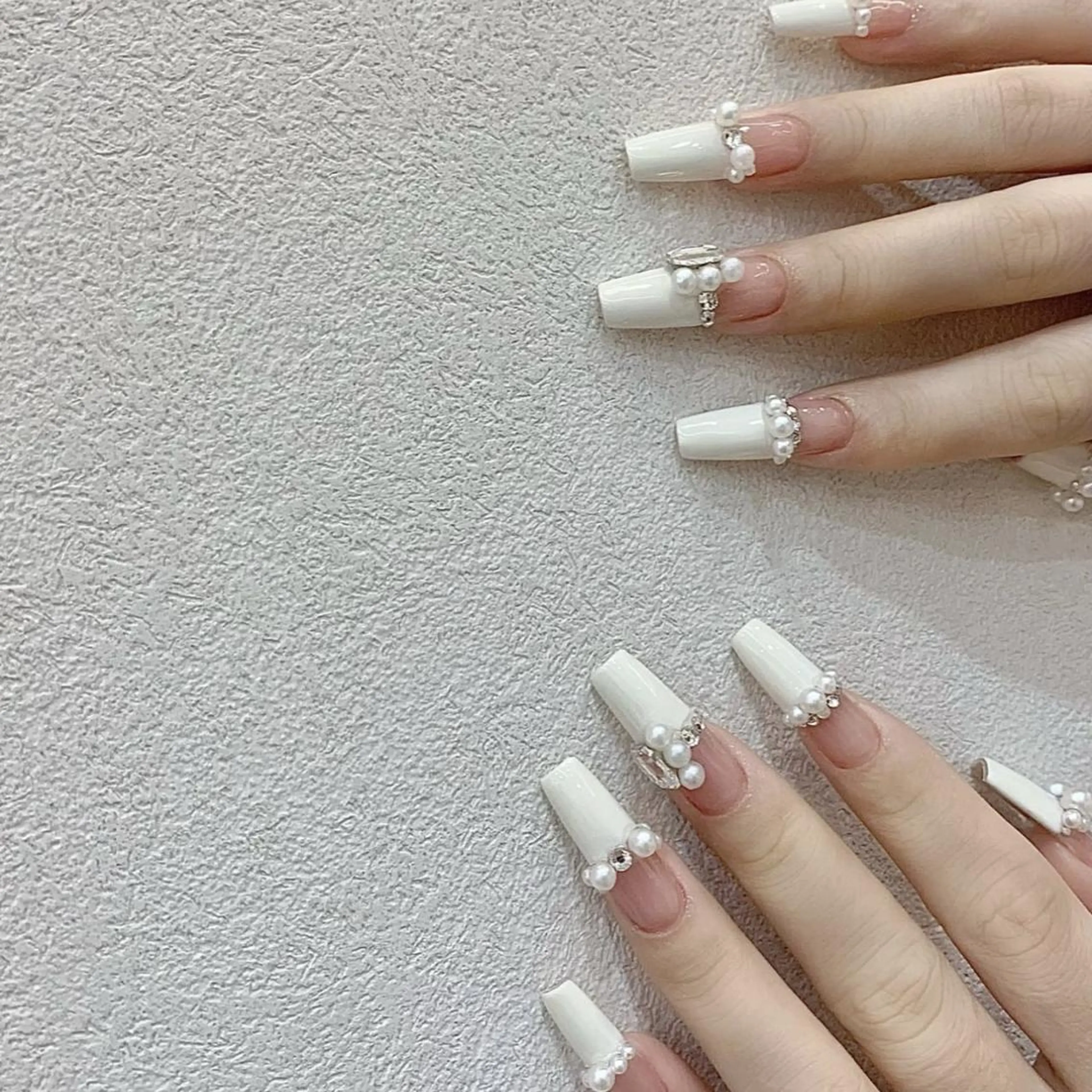 ネイル ネイルチップ Queens PUPUのネイルデザイン