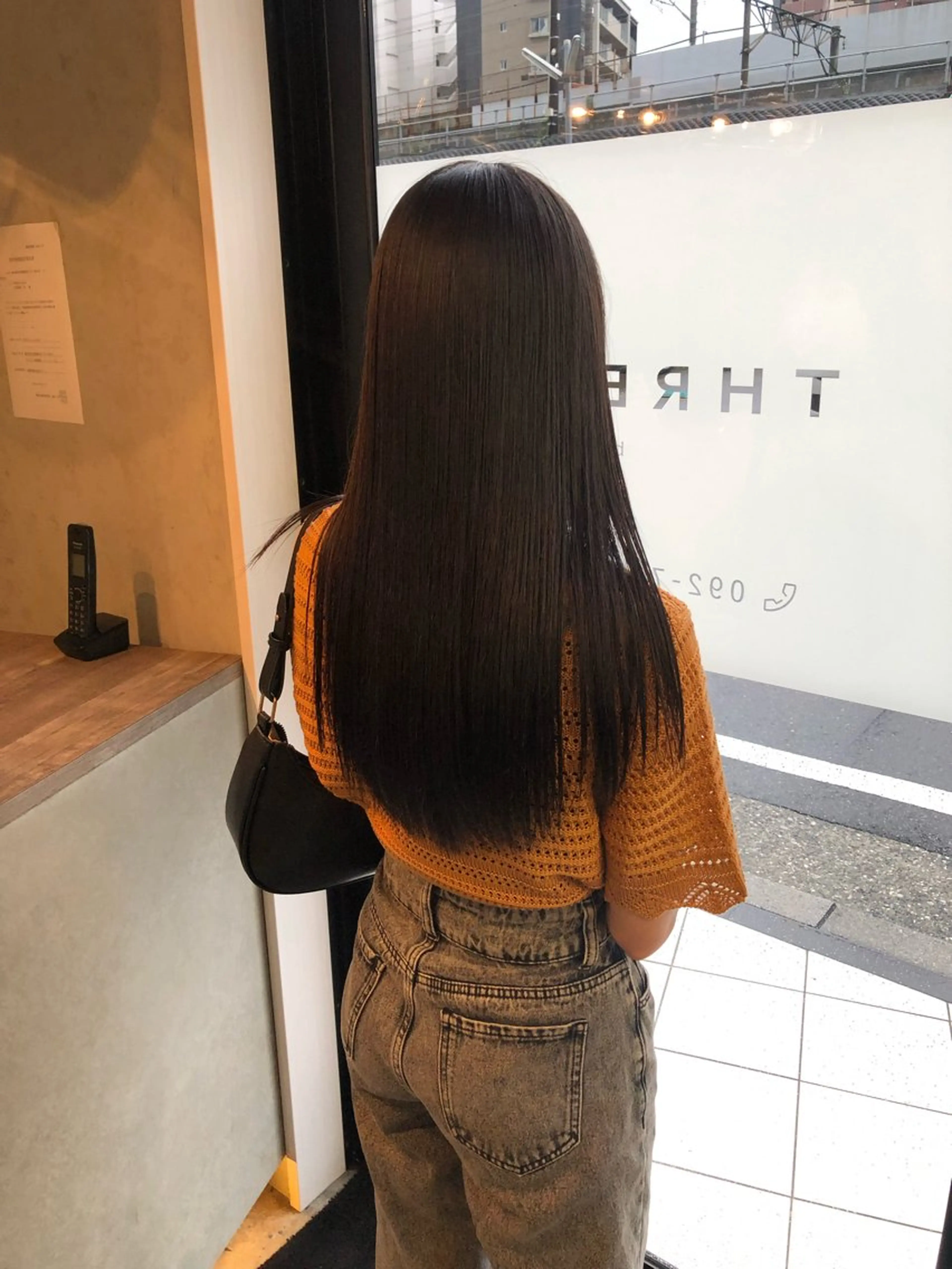 ロング カット 縮毛矯正 【髪質改善】 【酸性ストレート】のヘアスタイル