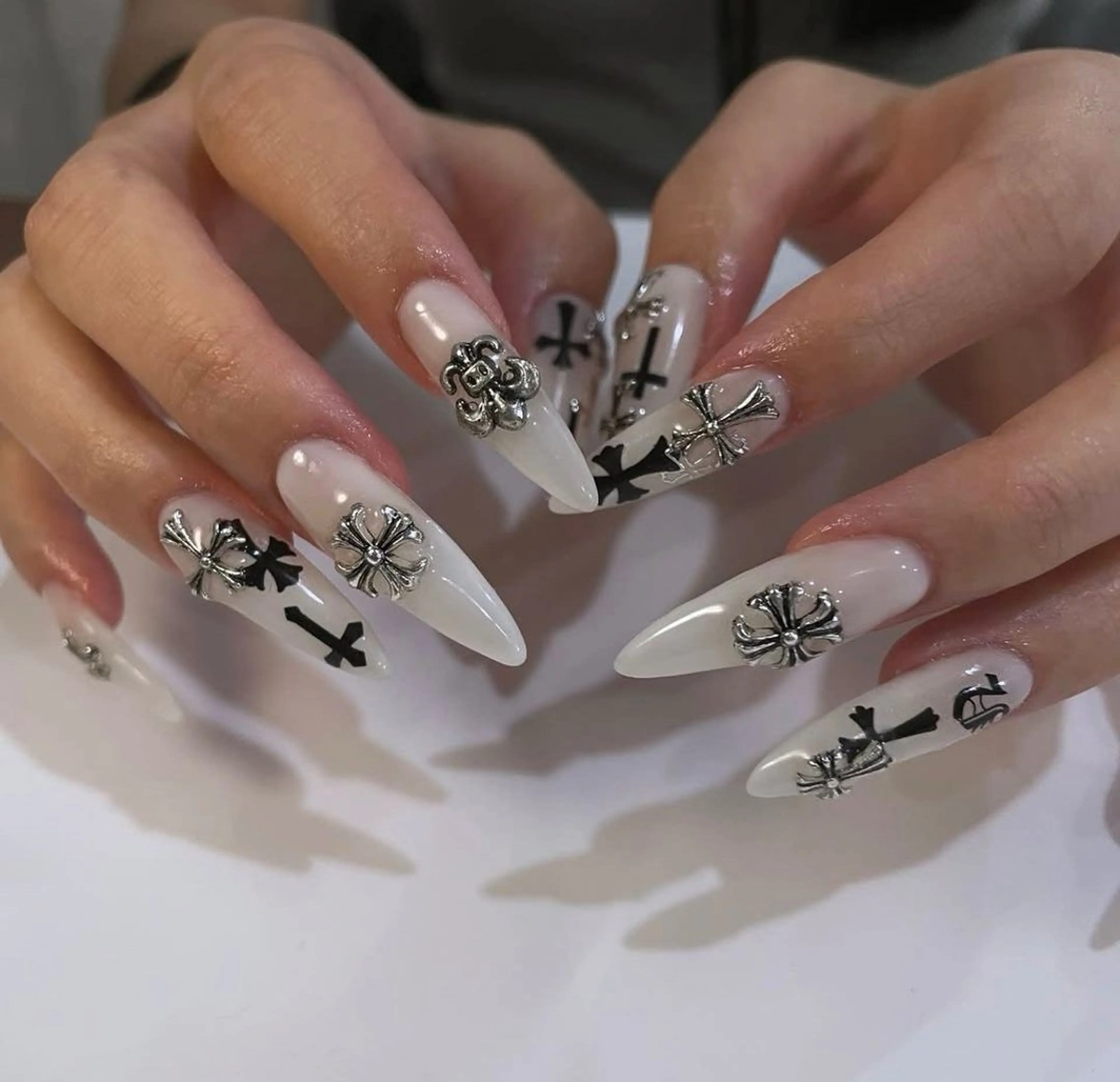 ネイル 長さ出し フレンチネイル グラデーション 卒業式 マグネットネイル Sora nail 長さ出し専門店のネイルデザイン