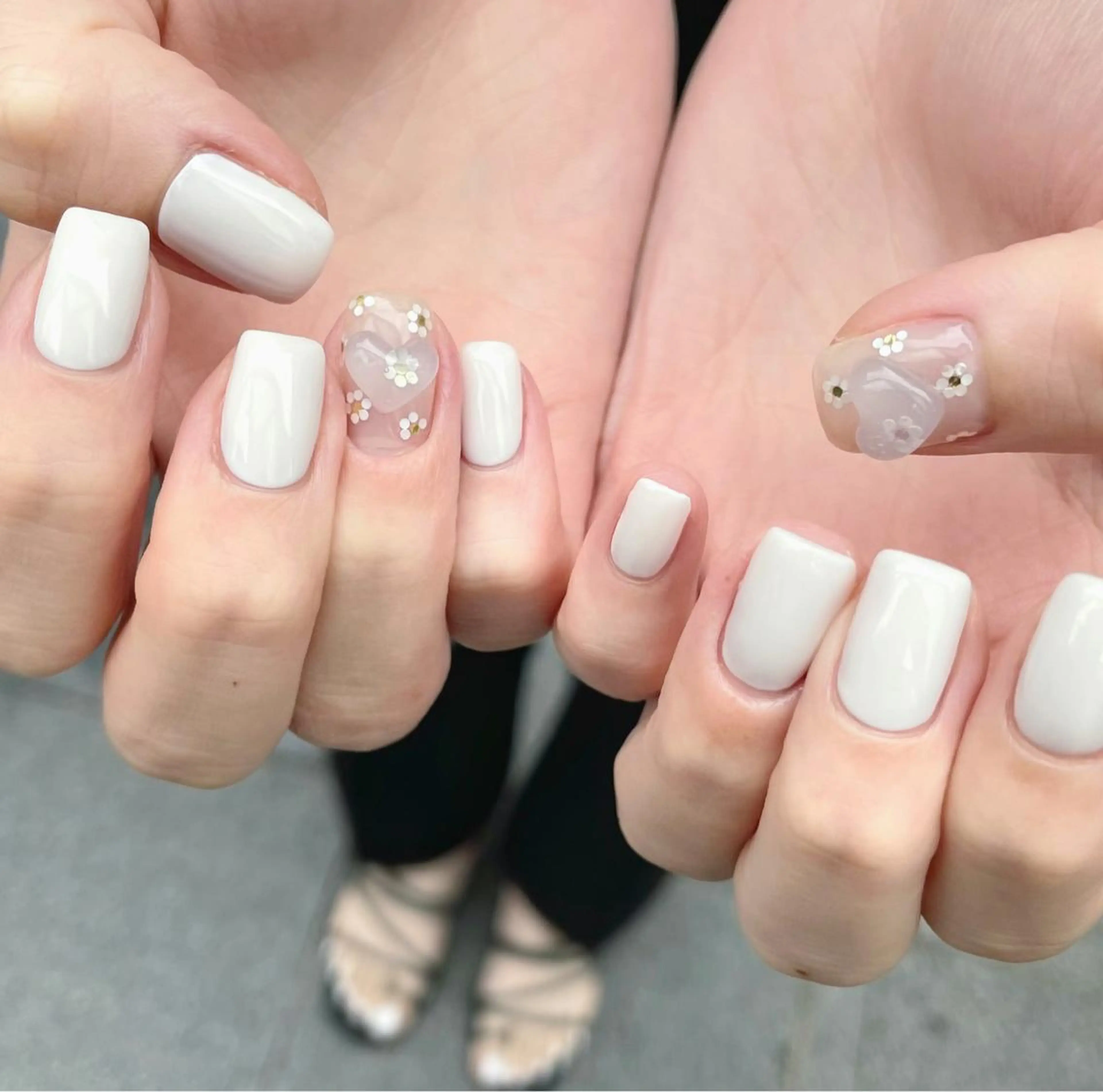 ネイル ハート ぷっくりネイル 山藤 萌永のネイルデザイン