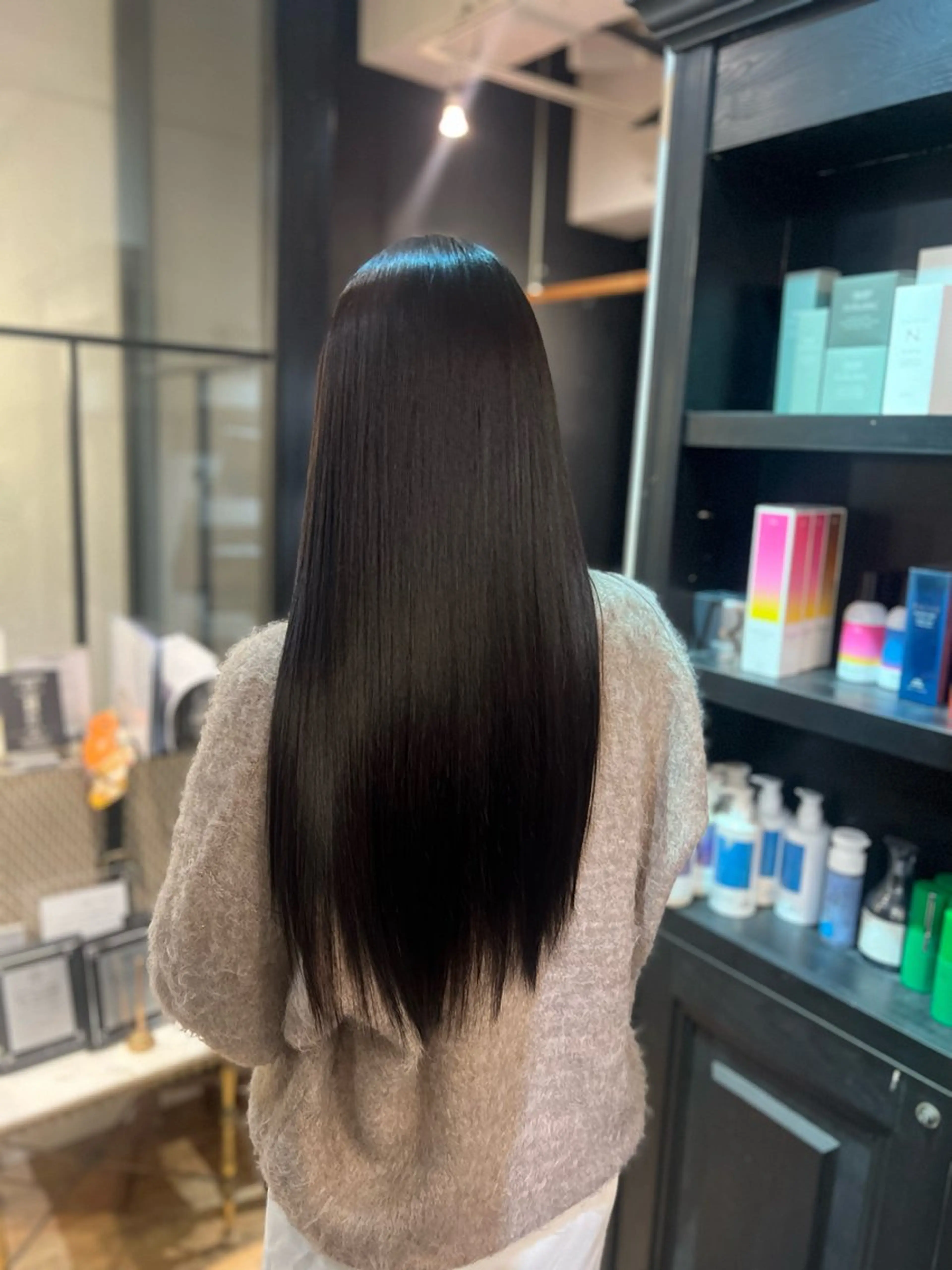 ロング 魚谷 綾渚のヘアスタイル