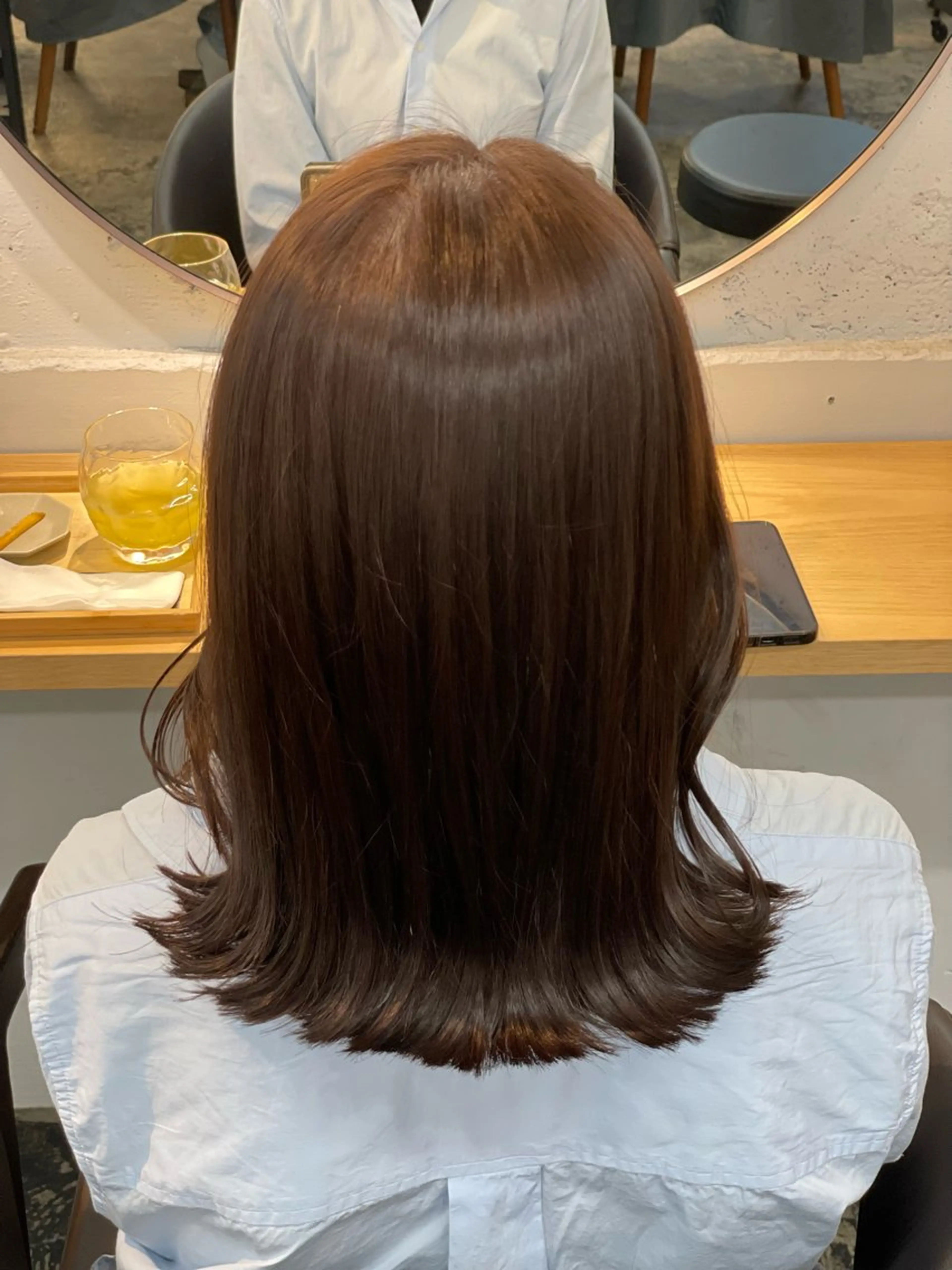 セミロング カラー ベージュカラー オリーブベージュ 透明感カラー さきのヘアスタイル