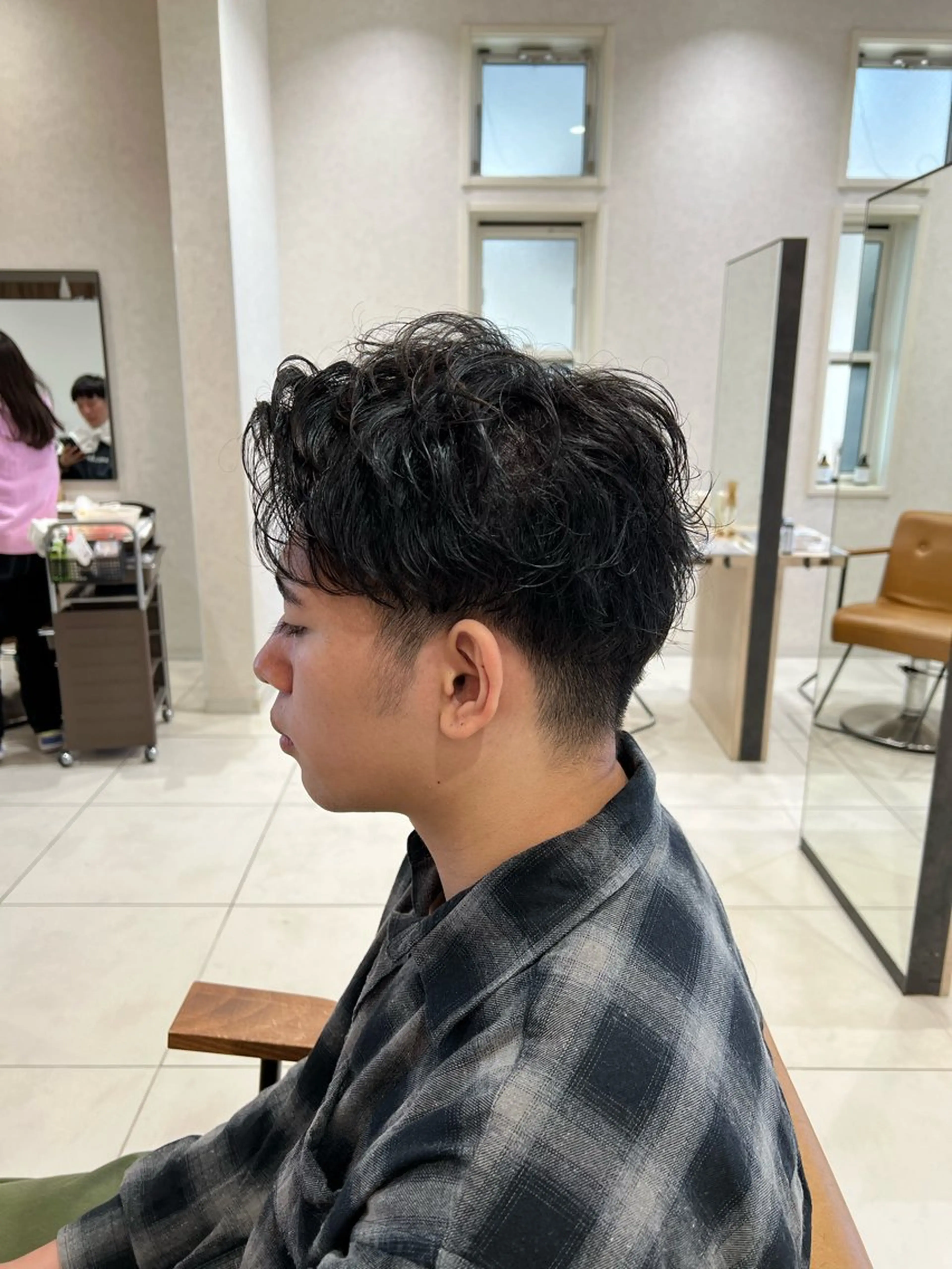 メンズ アップバング メンズ特化フェザー パーマ🚗タケシのヘアスタイル