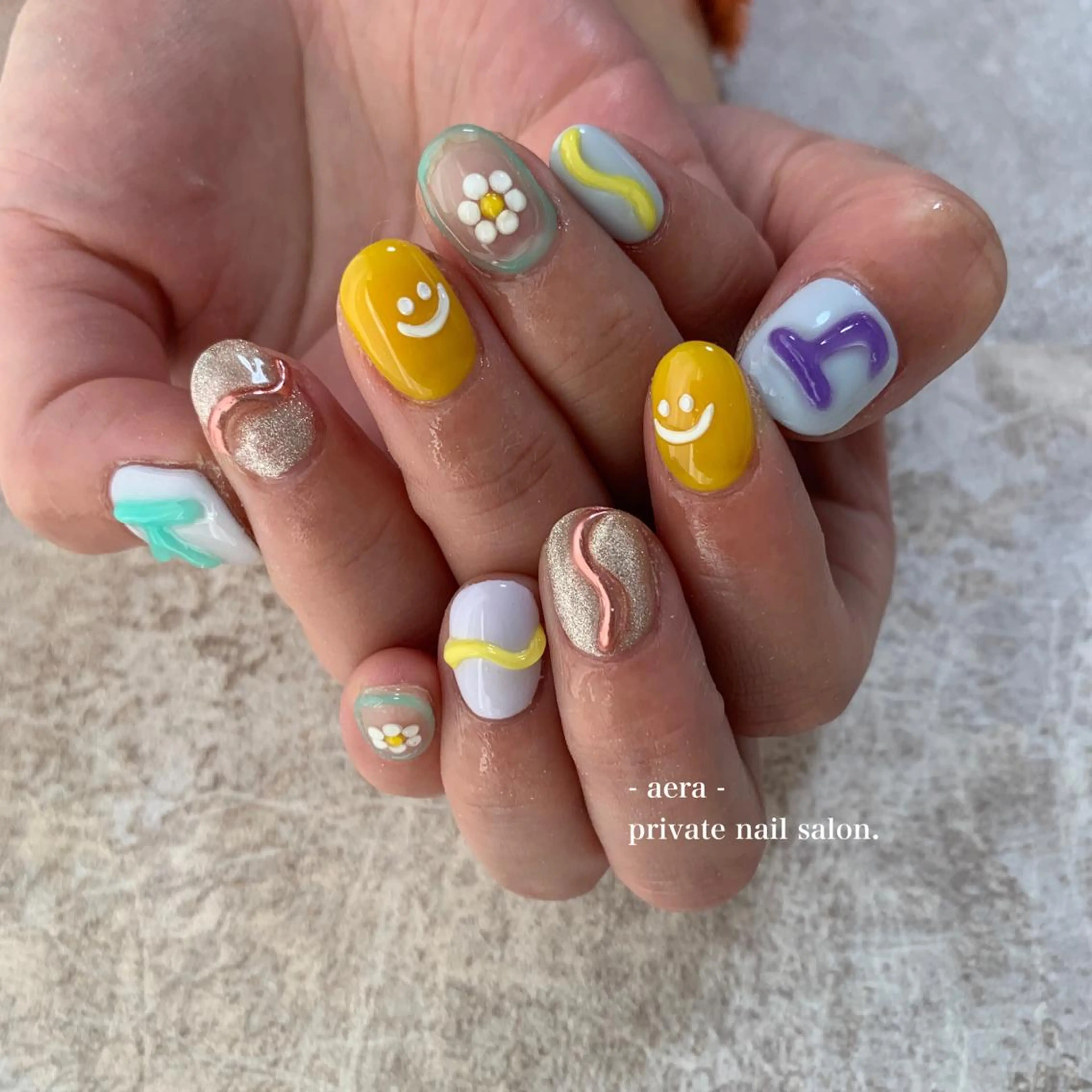 ネイル AERA nail shino🐱⸝꙳のネイルデザイン